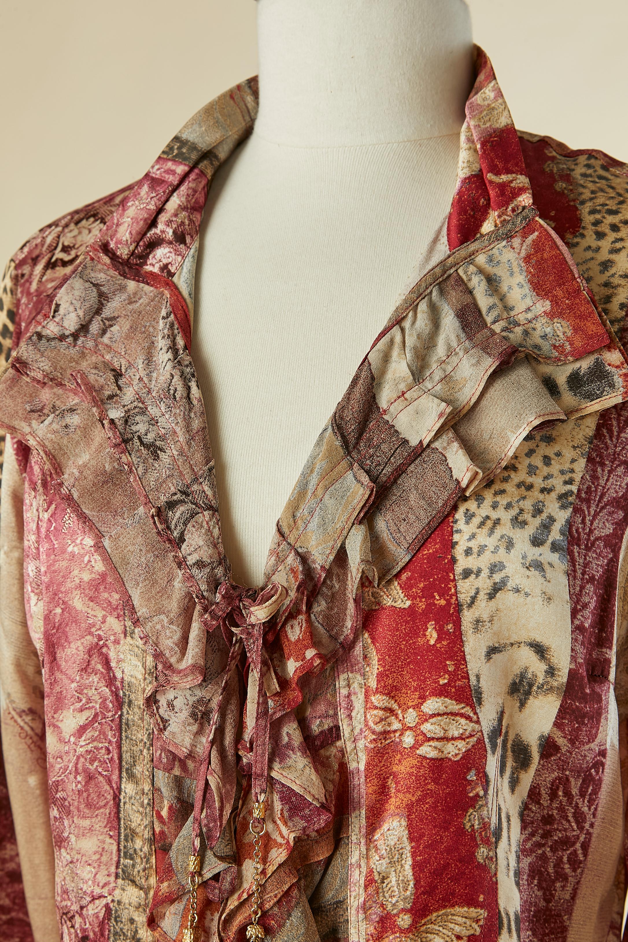 Marron Chemise en soie imprimée avec jabot et fermeture à nœud sur le devant Roberto Cavalli en vente