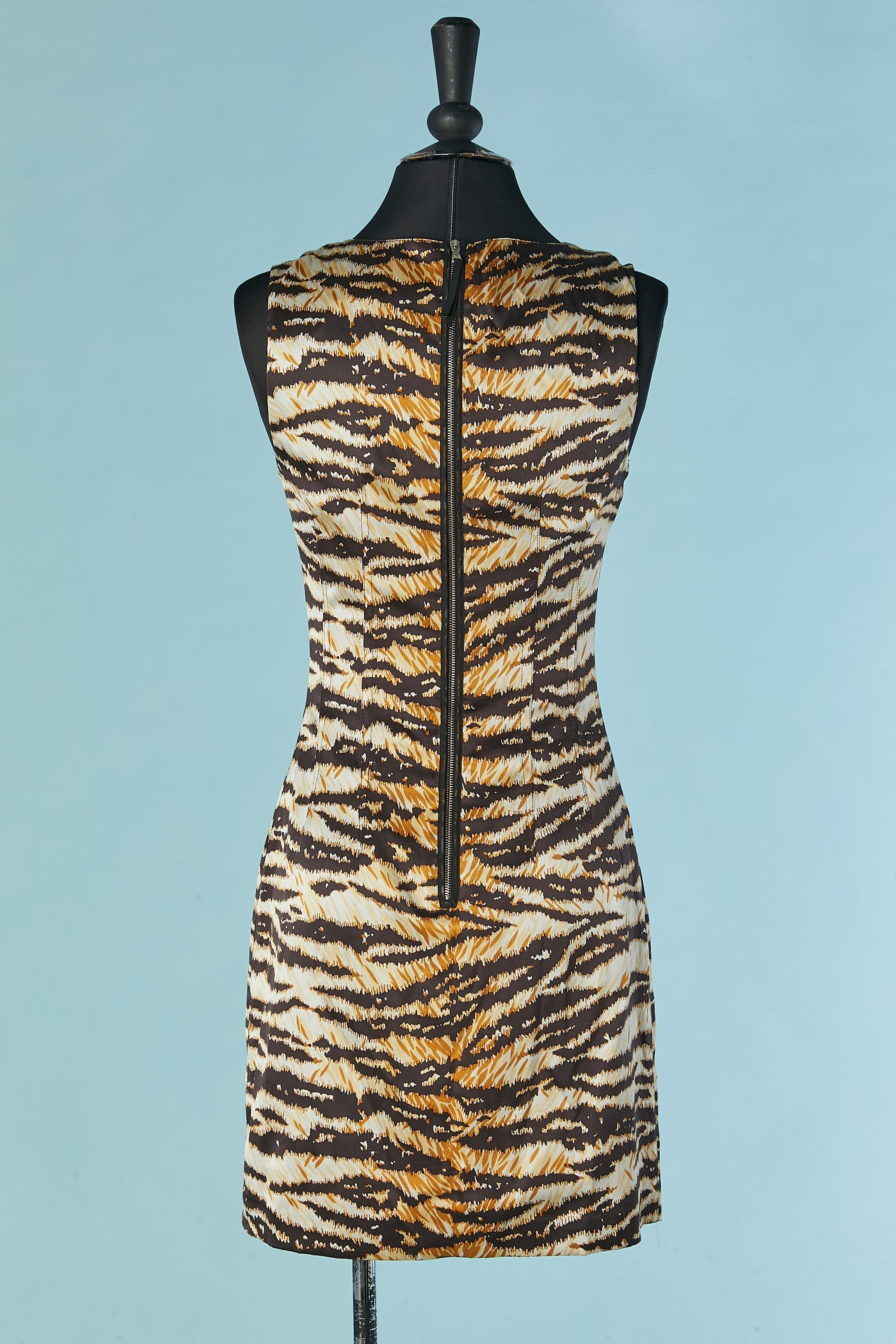 Silk printed sleeveless dress D&G Dolce Gabbana In Excellent Condition For Sale In Saint-Ouen-Sur-Seine, FR