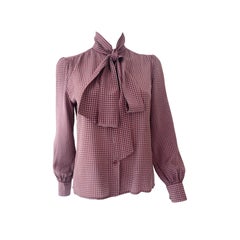 Seide Pussy Bow Bluse Top Burgund und Grau Pied-de-Poule Größe 6/8, Vintage By 1970