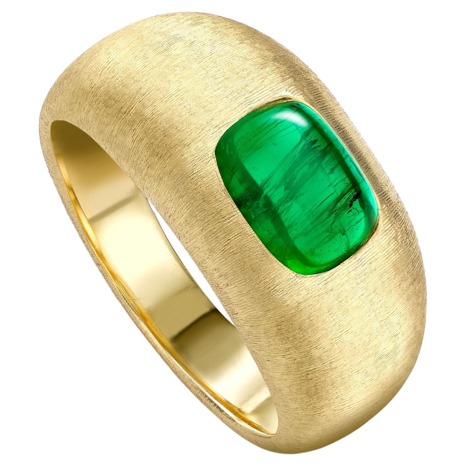 SILK RING Yellow gold with an emerald cabochon at the centre by Liv Luttrell For Sale
