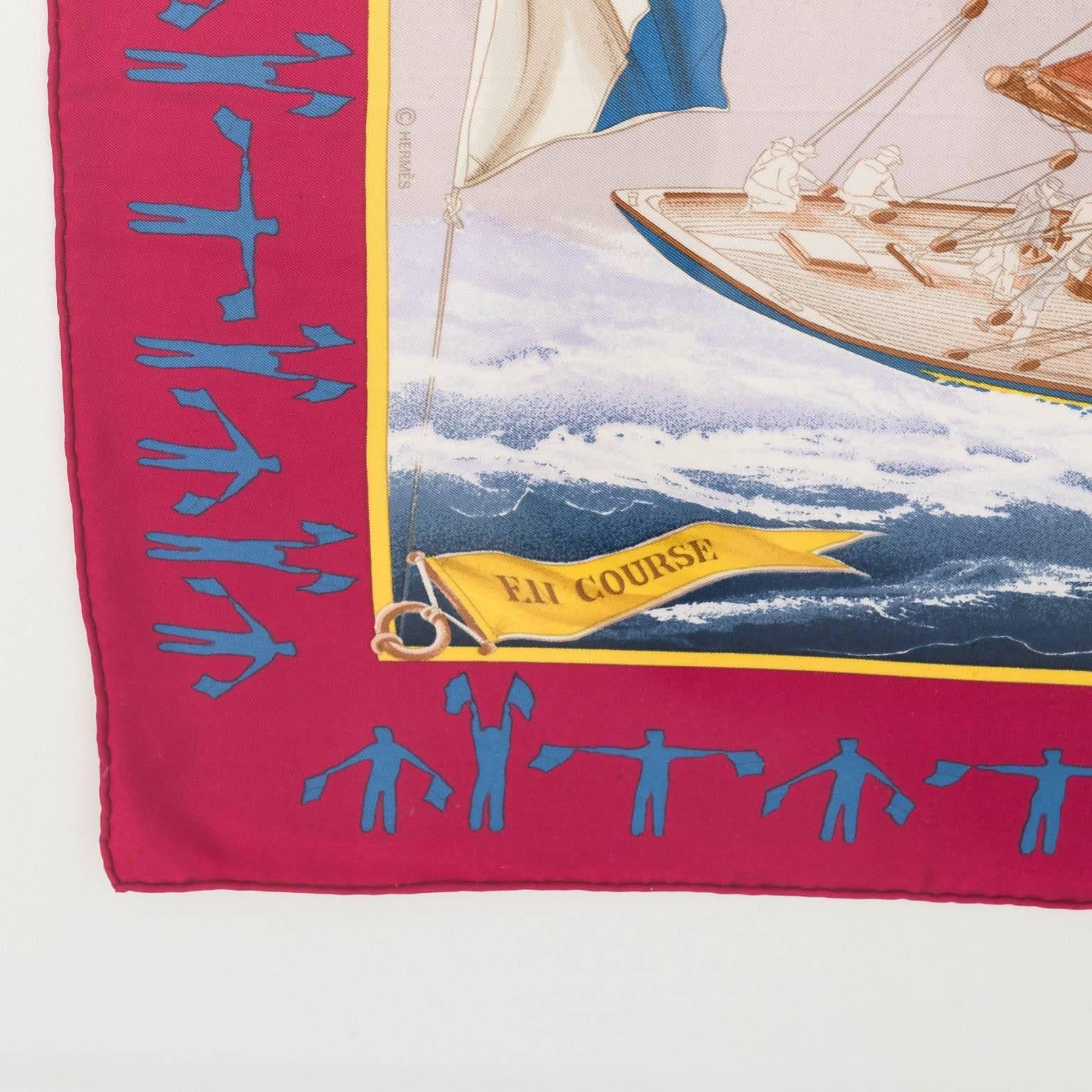 Écharpe de voile en soie d'Hermès Excellent état à Stamford, CT