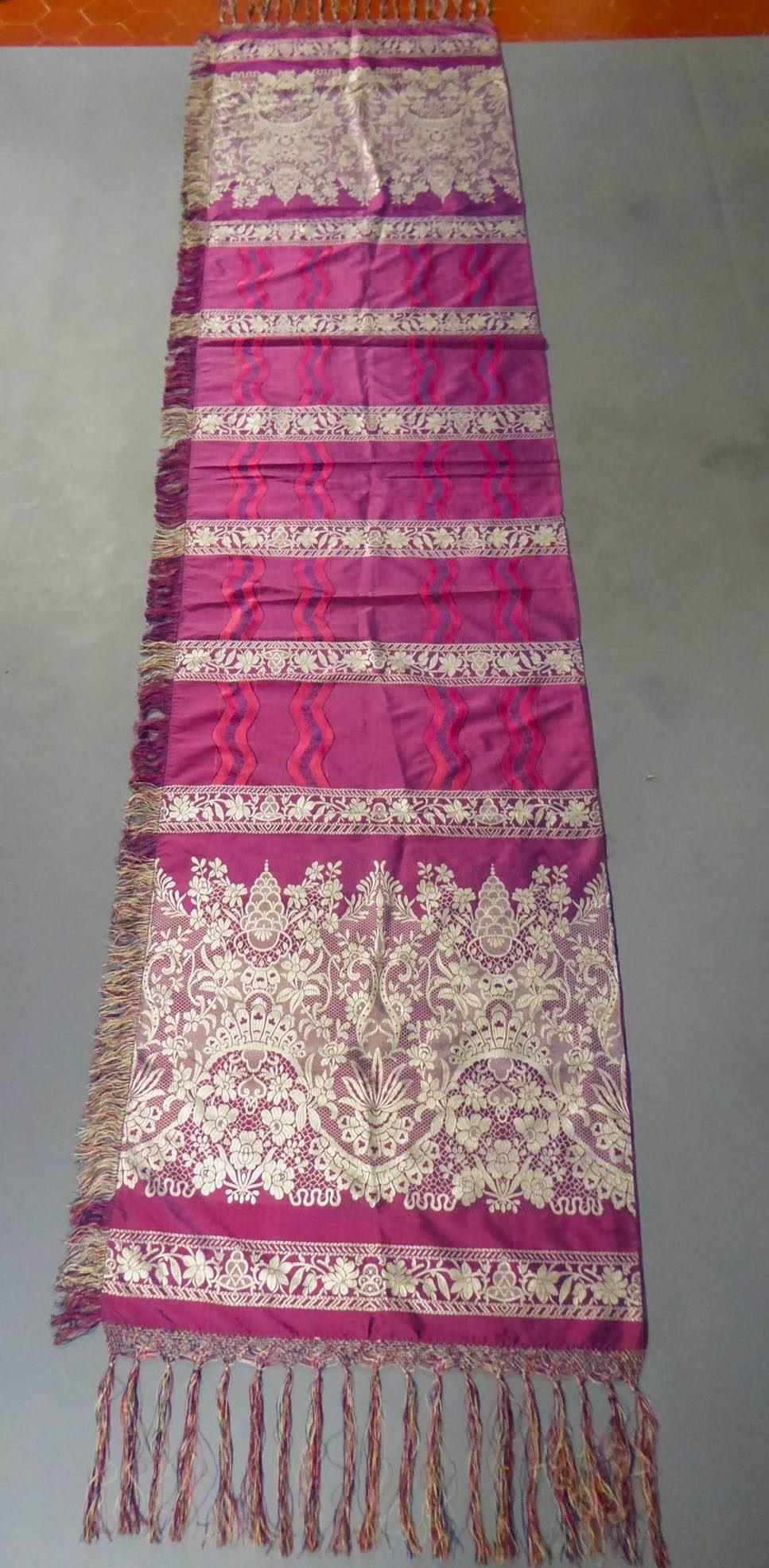 19th century Silk Stole With Lace design, Lyon France   1