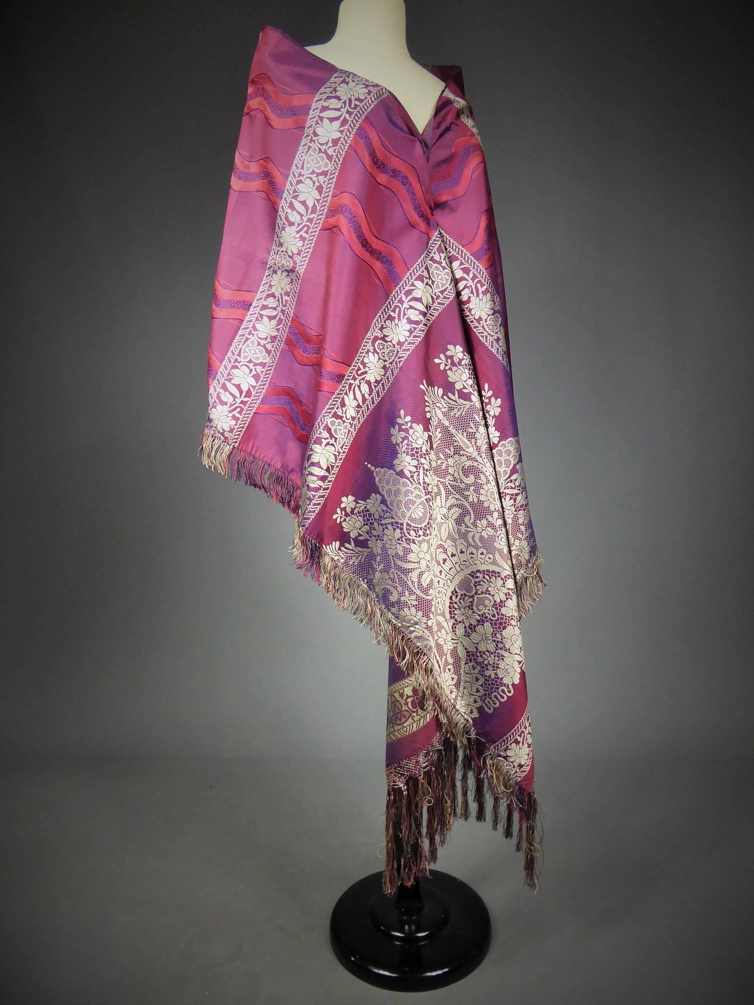 19th century Silk Stole With Lace design, Lyon France   4