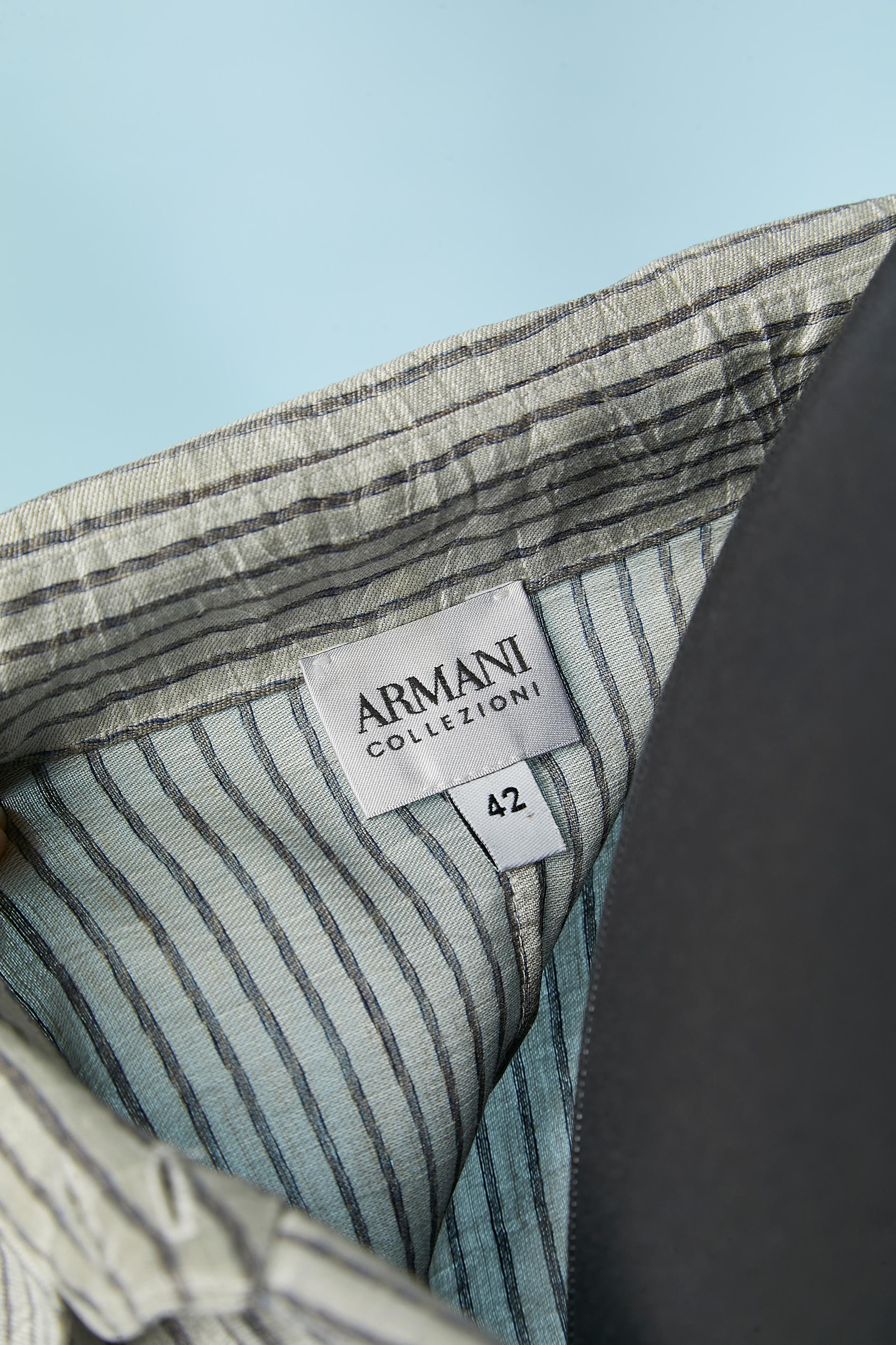 Donna Camicia in seta a righe con linea asimmetrica a bottoni ARMANI COLLEZIONI in vendita
