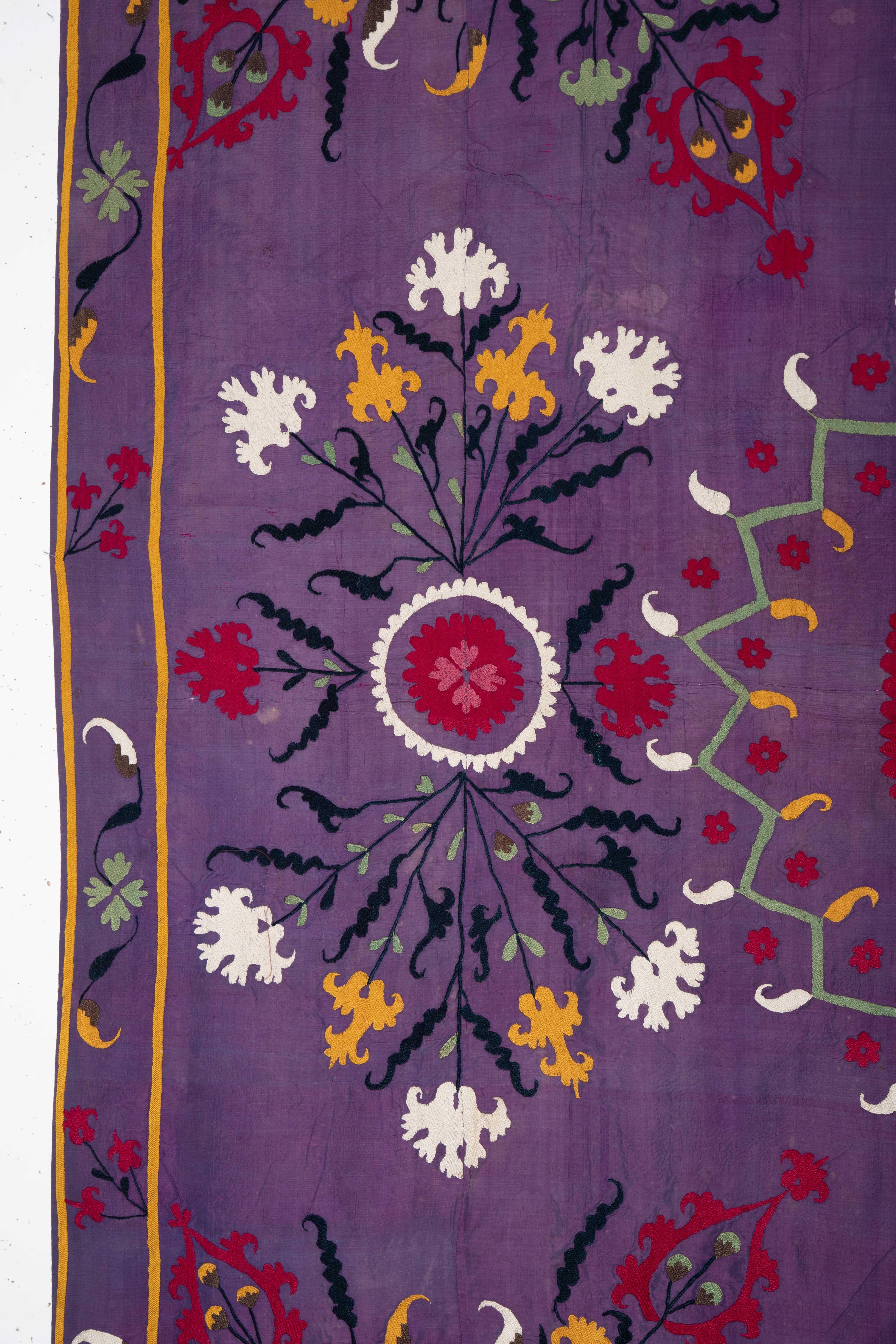 Silk Suzani from Uzbekistan, 1900s. For Sale 1