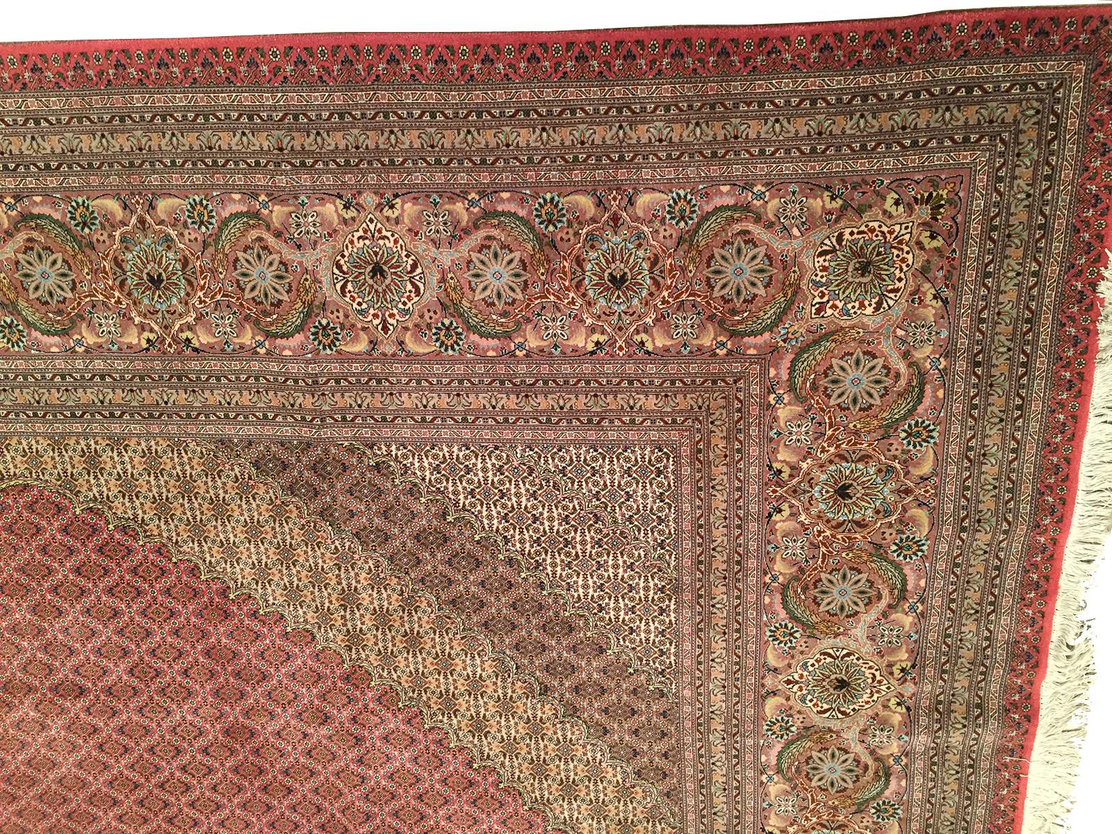 Seidener Täbris-Teppich aus Wolle und Seide, handgefertigt, Täbris, persisch, Täbris, hoch, KPSI 12x17 im Angebot 1
