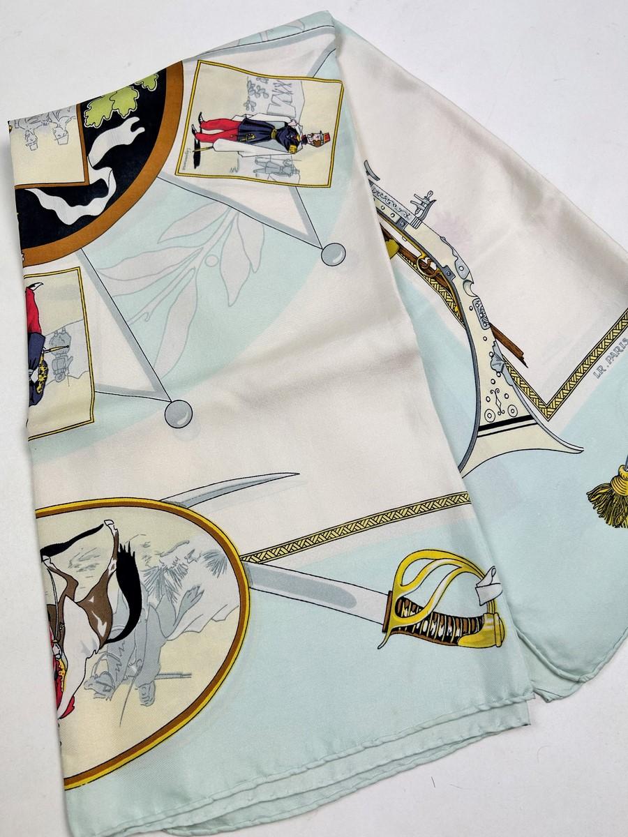 Silk twill square scarf ‘L'armée d'Afrique’ LR. Paris Circa 1960 in vendita 6
