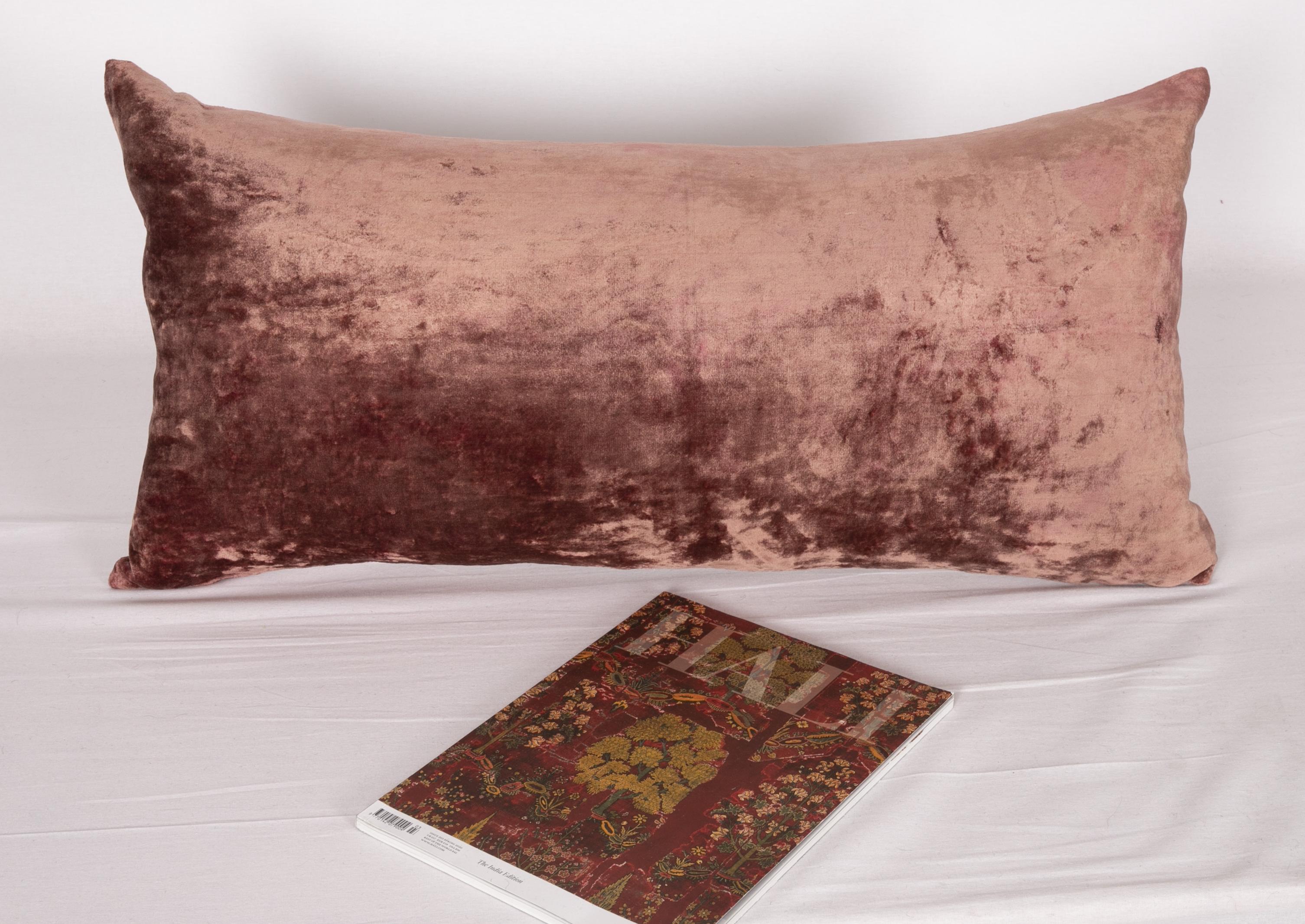 Silk Velvet Pillow Case Made from an Early 20th Century Uzbek Velvet In Good Condition In Istanbul, TR