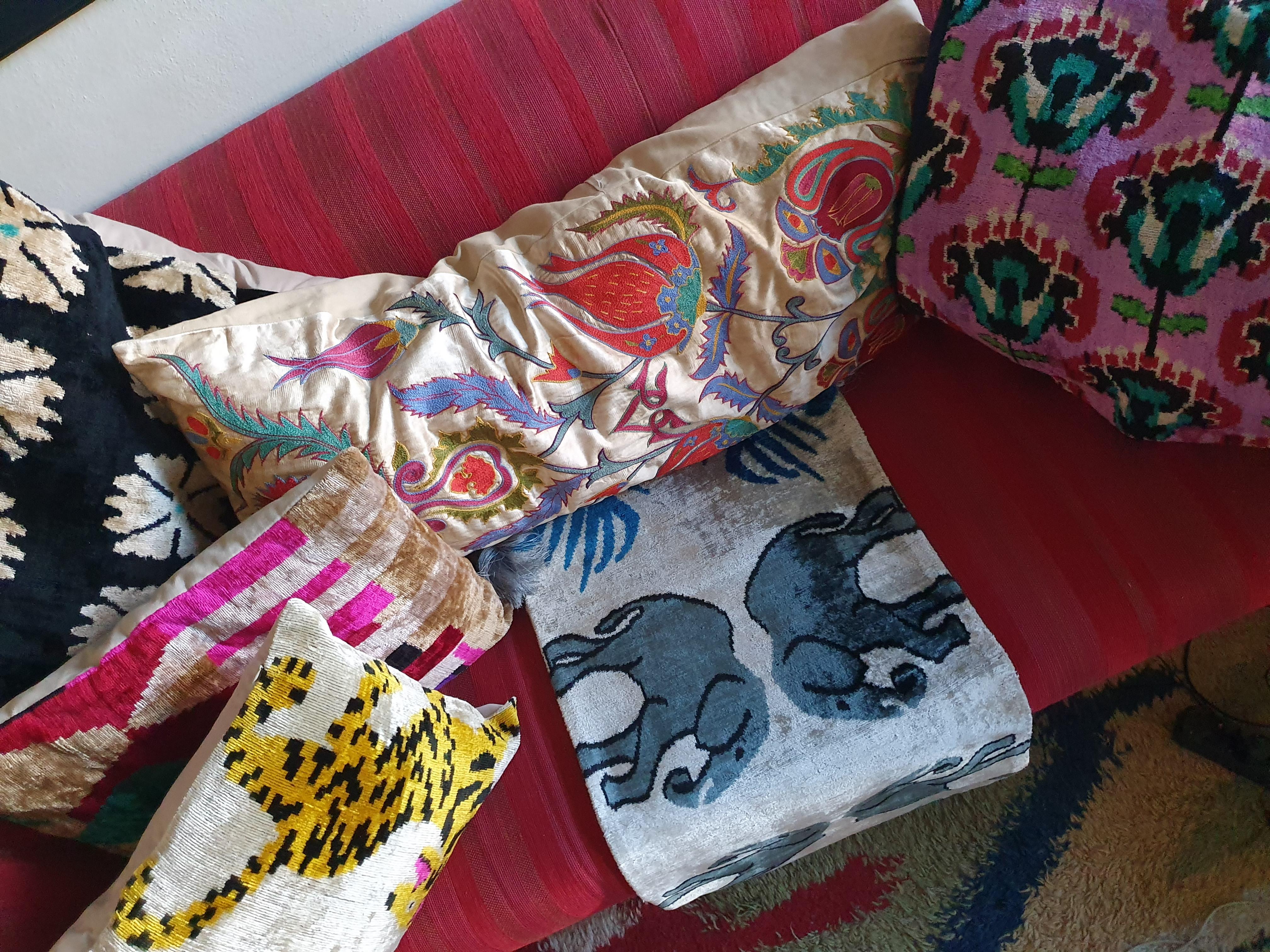 Hand-Woven Silk Velvet Tigers Cushion For Sale