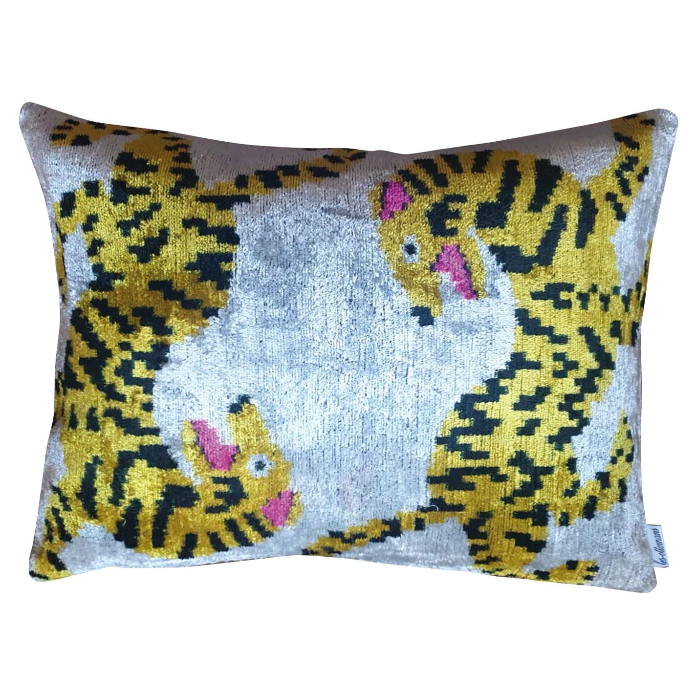 Silk Velvet Cushion V419 For Sale at 1stDibs