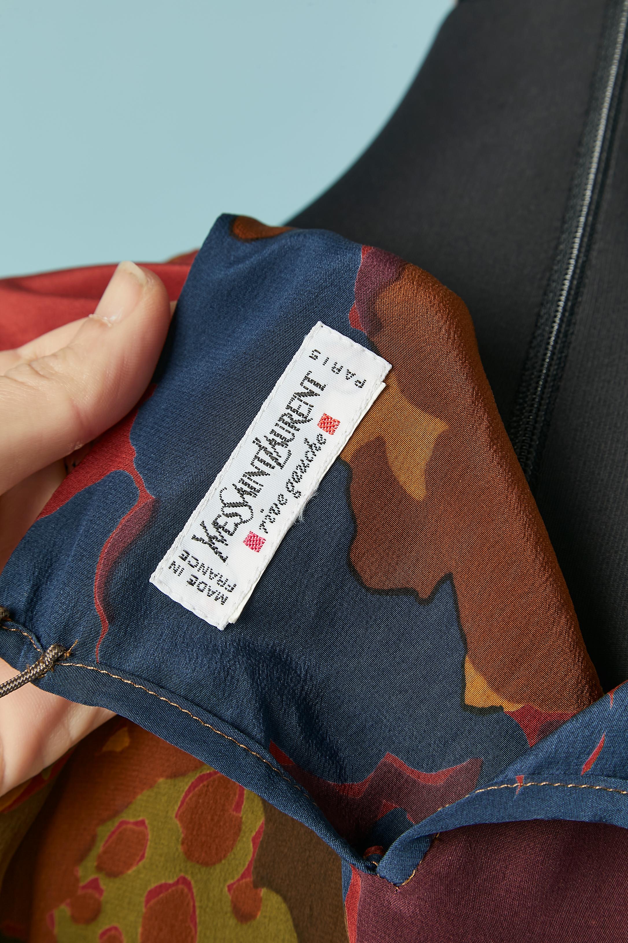 Robe portefeuille en soie à imprimé abstrait Yves Saint Laurent Rive Gauche en vente 1