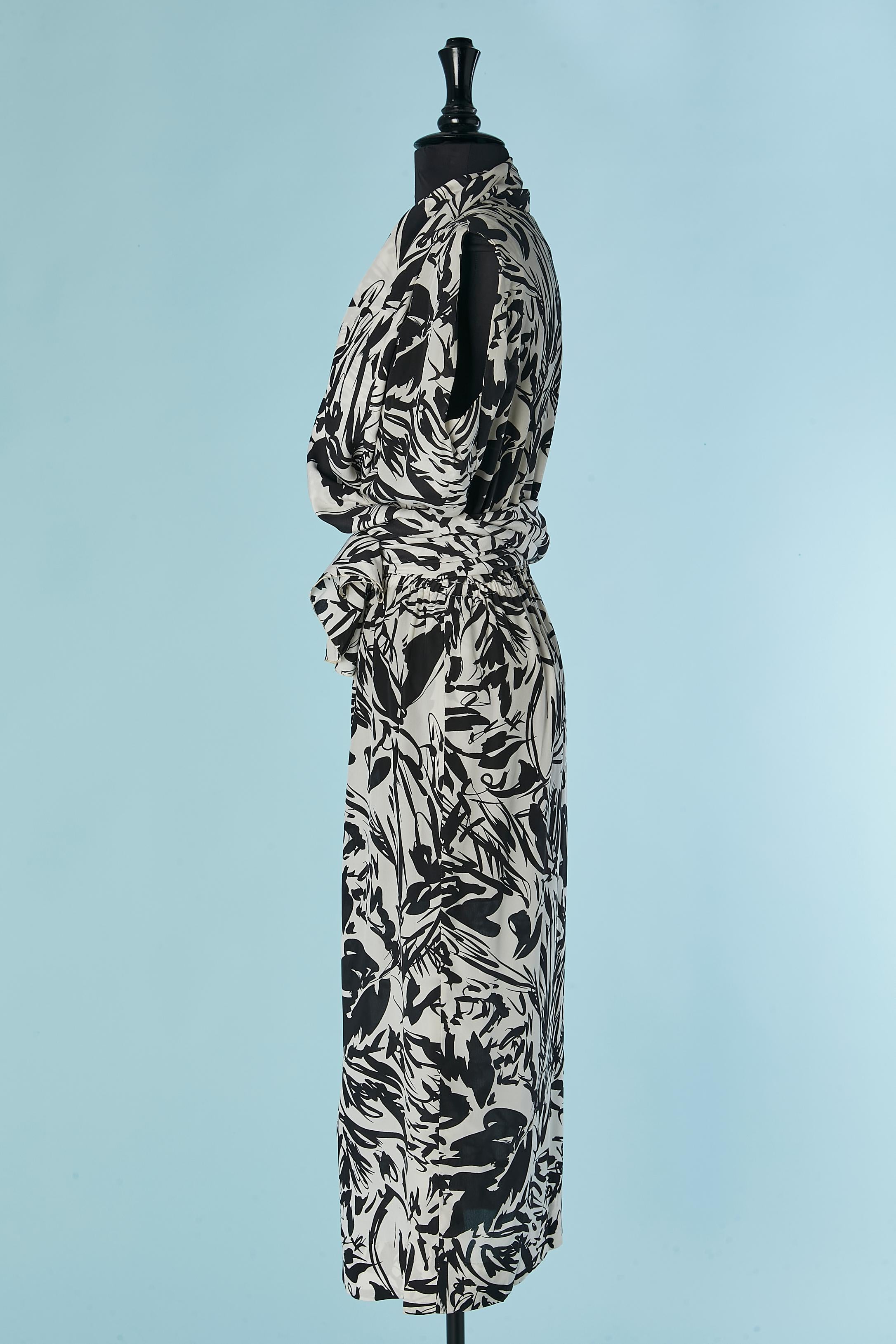 Women's Silk wrapped dress with black and white print PIERRE CARDIN PRESTIGE For Sale