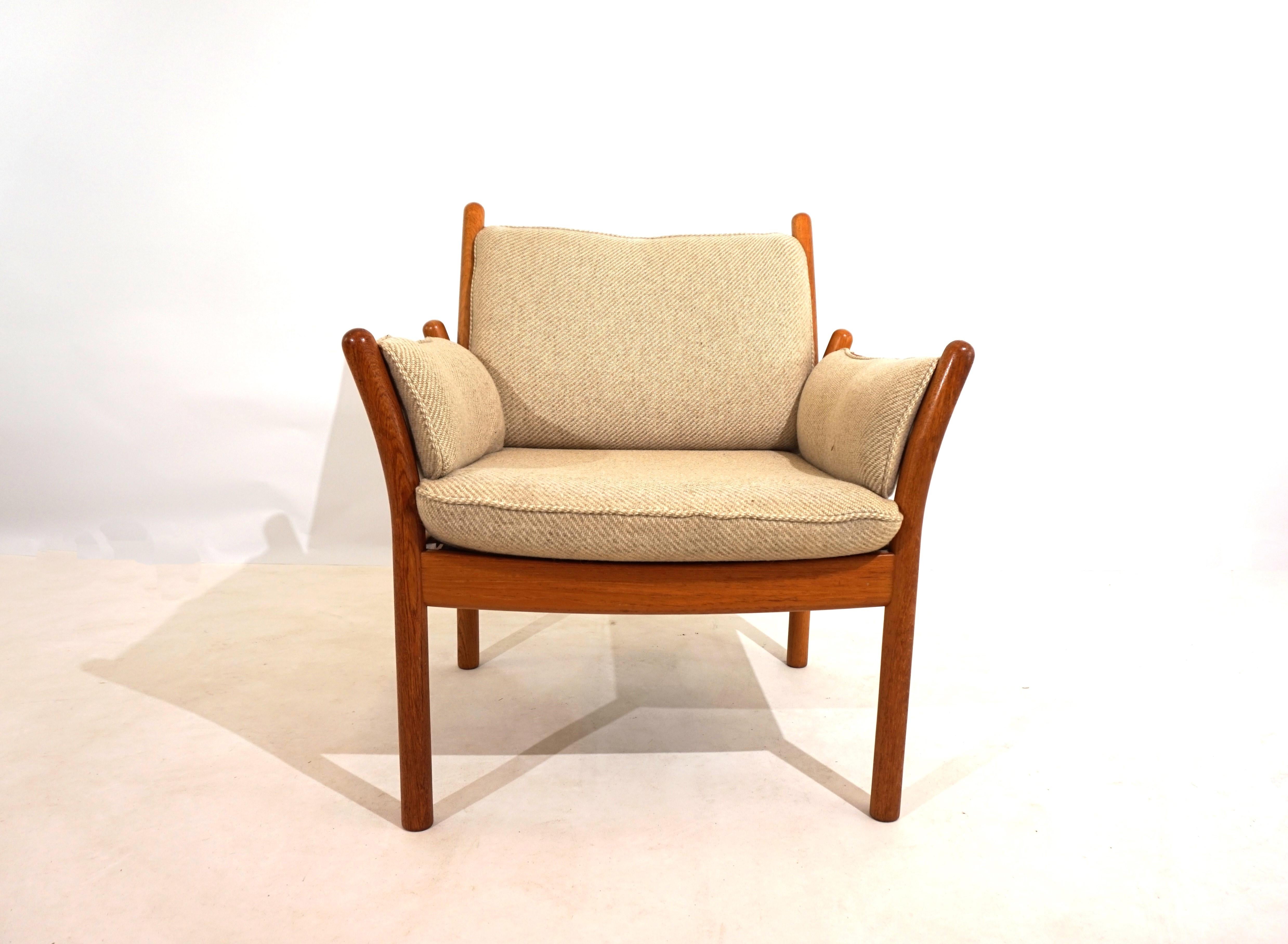 Silkeborg Genius teak armchair by Illum Wikkelso For Sale 5