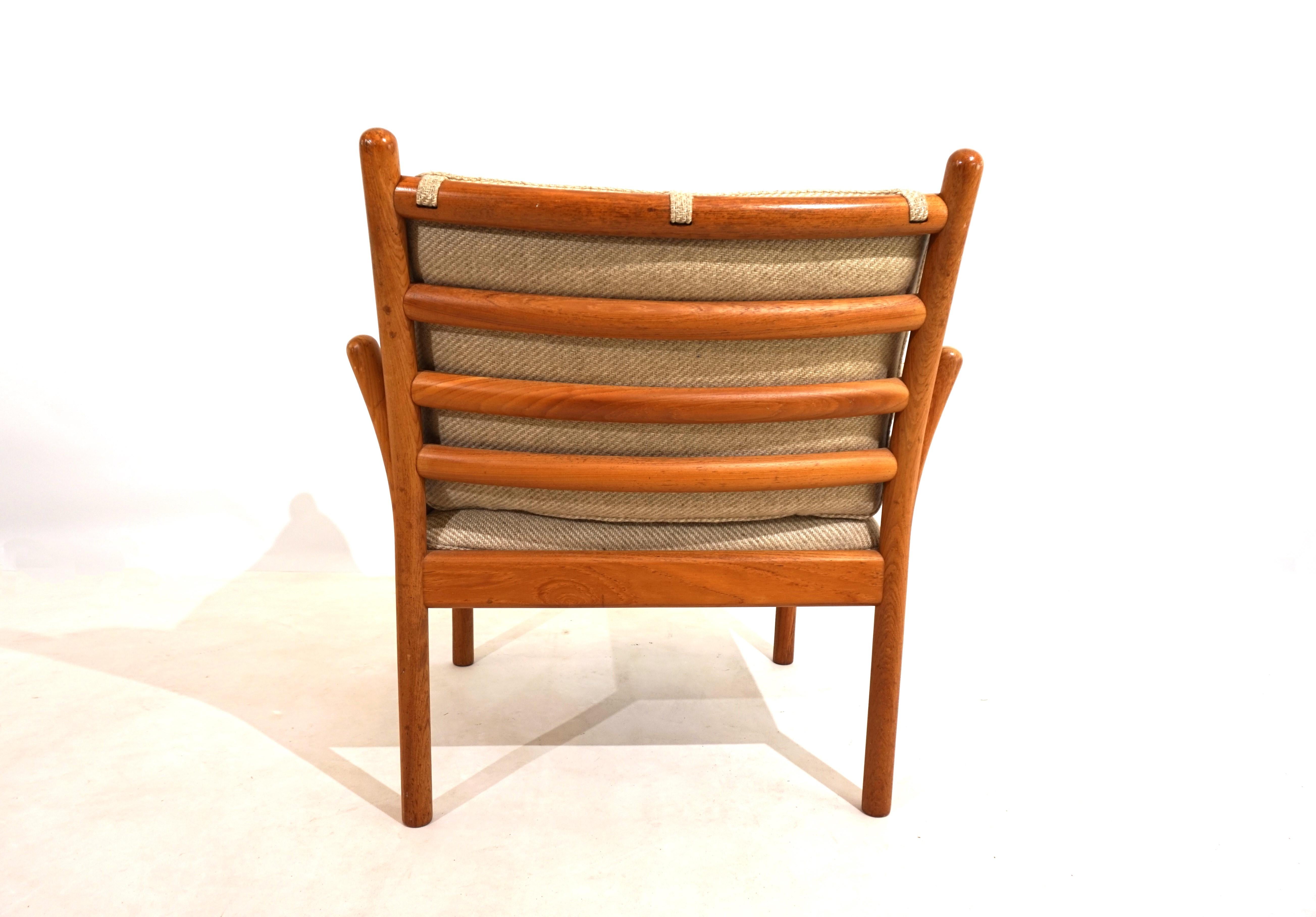 Silkeborg Genius teak armchair by Illum Wikkelso In Good Condition For Sale In Ludwigslust, DE