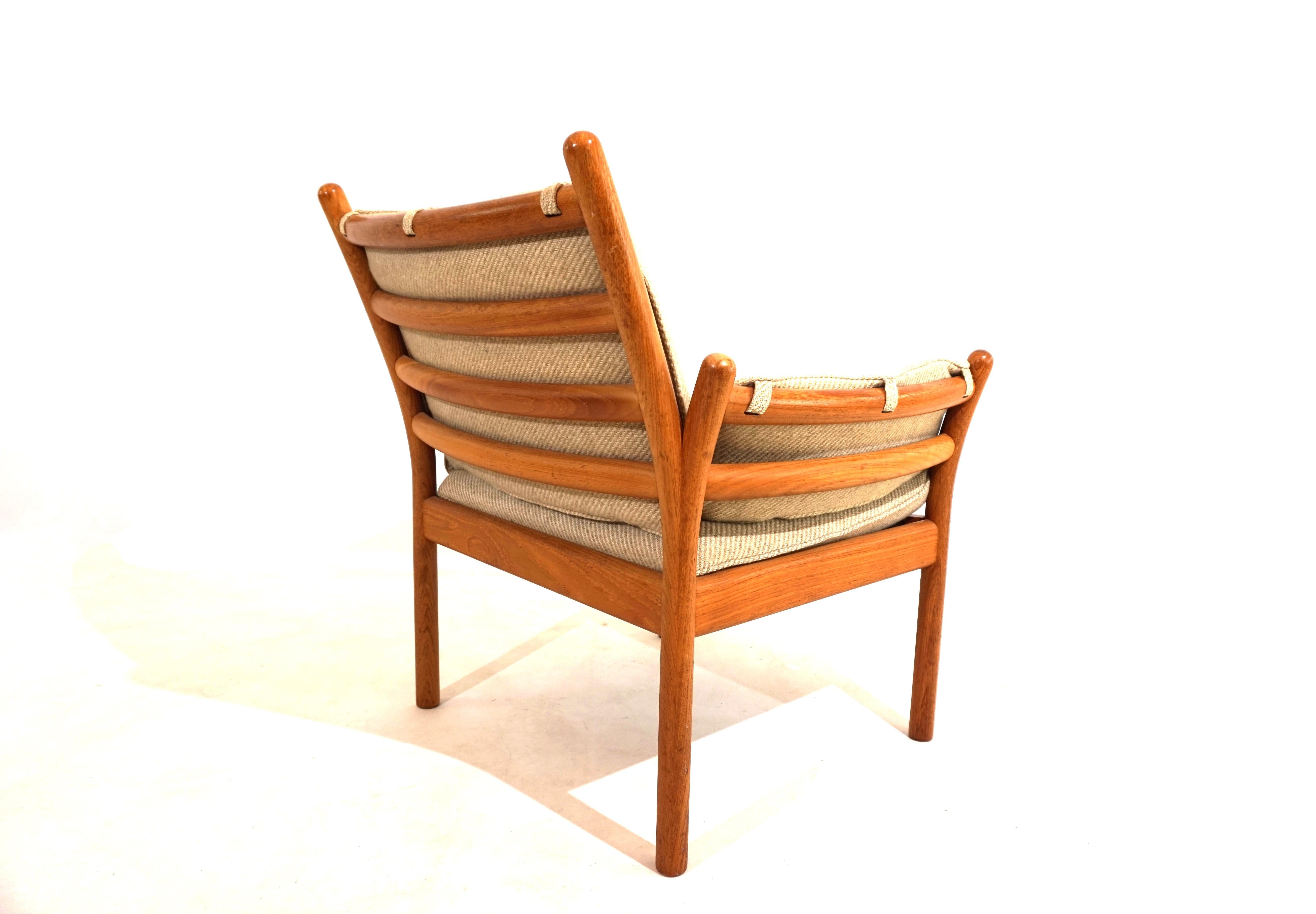 Silkeborg Genius teak armchair by Illum Wikkelso For Sale 1
