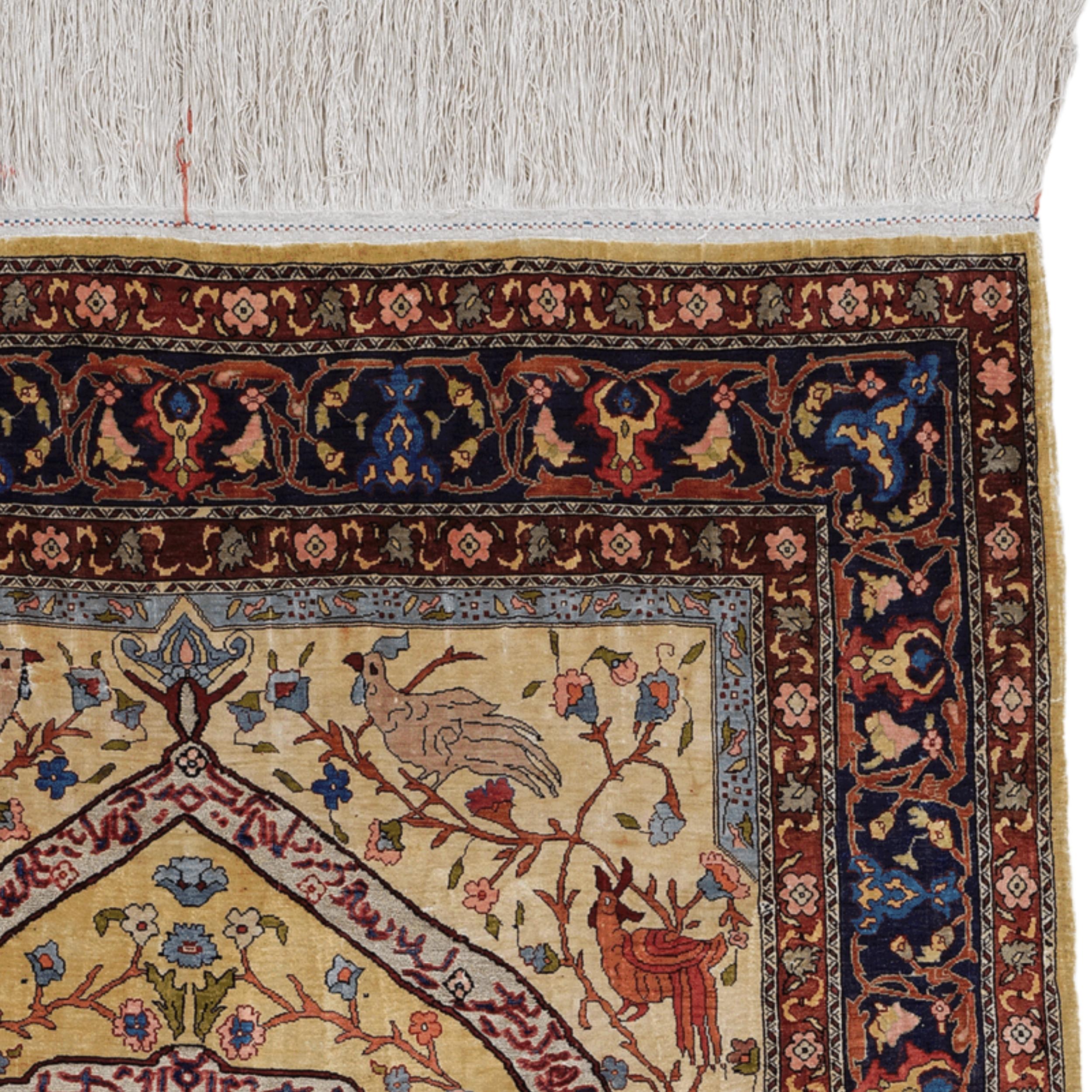 Annodato a mano Tappeto da preghiera Hereke firmato in seta e metallo in vendita