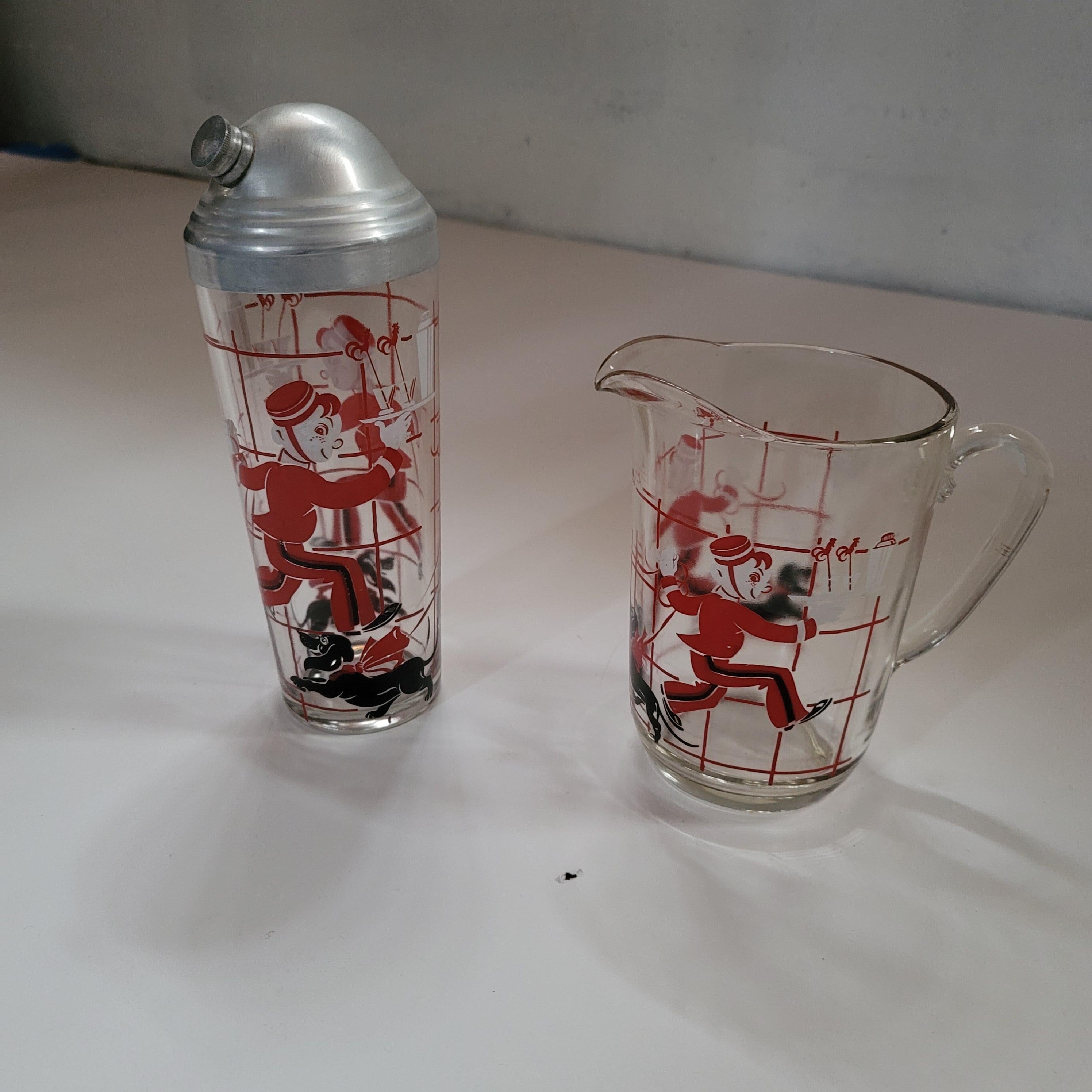 Silkscreen Bellhop with Dachshund Cocktail Shaker and Pitcher Barware Set, 1930s In Good Condition In Littleton, CO