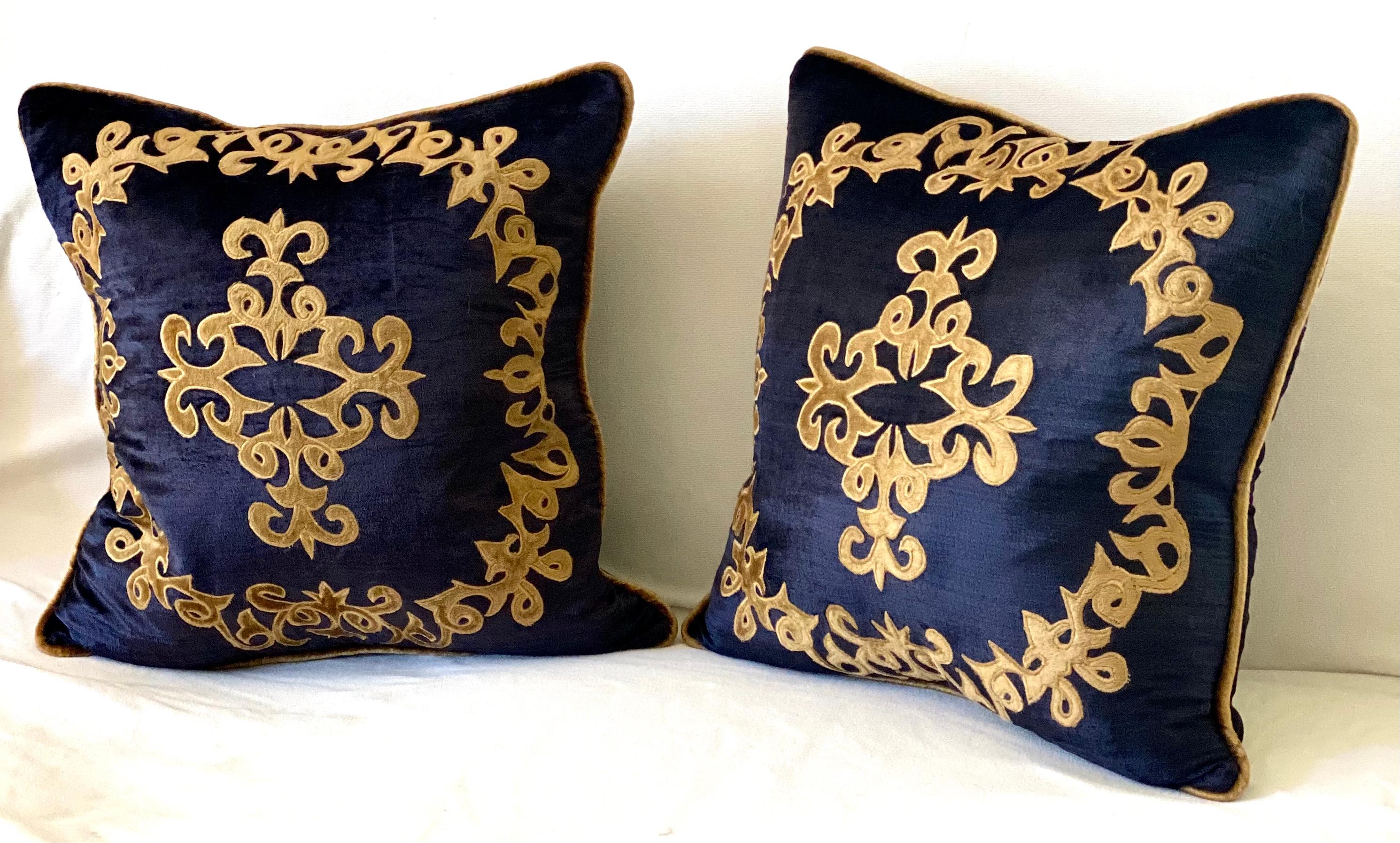 gold and blue pillow
