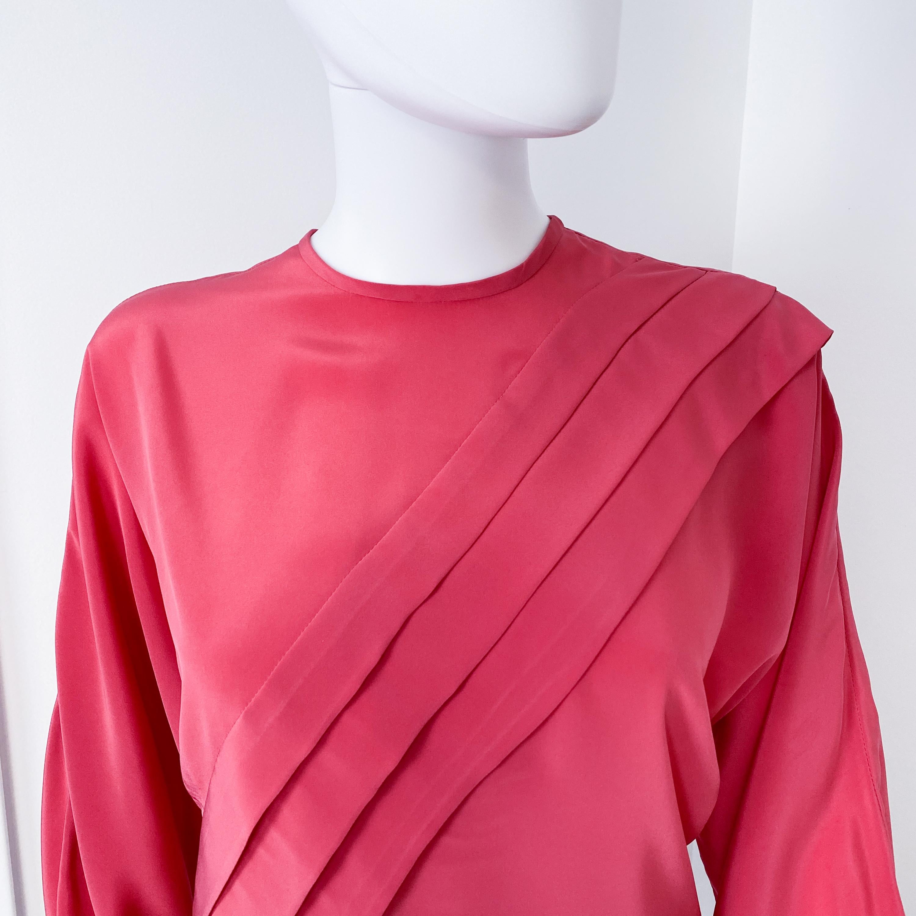 Silky Viscose Blouse Top Fuchsia Pink Origami Pleat Size 8/10, 1980s For Sale 3