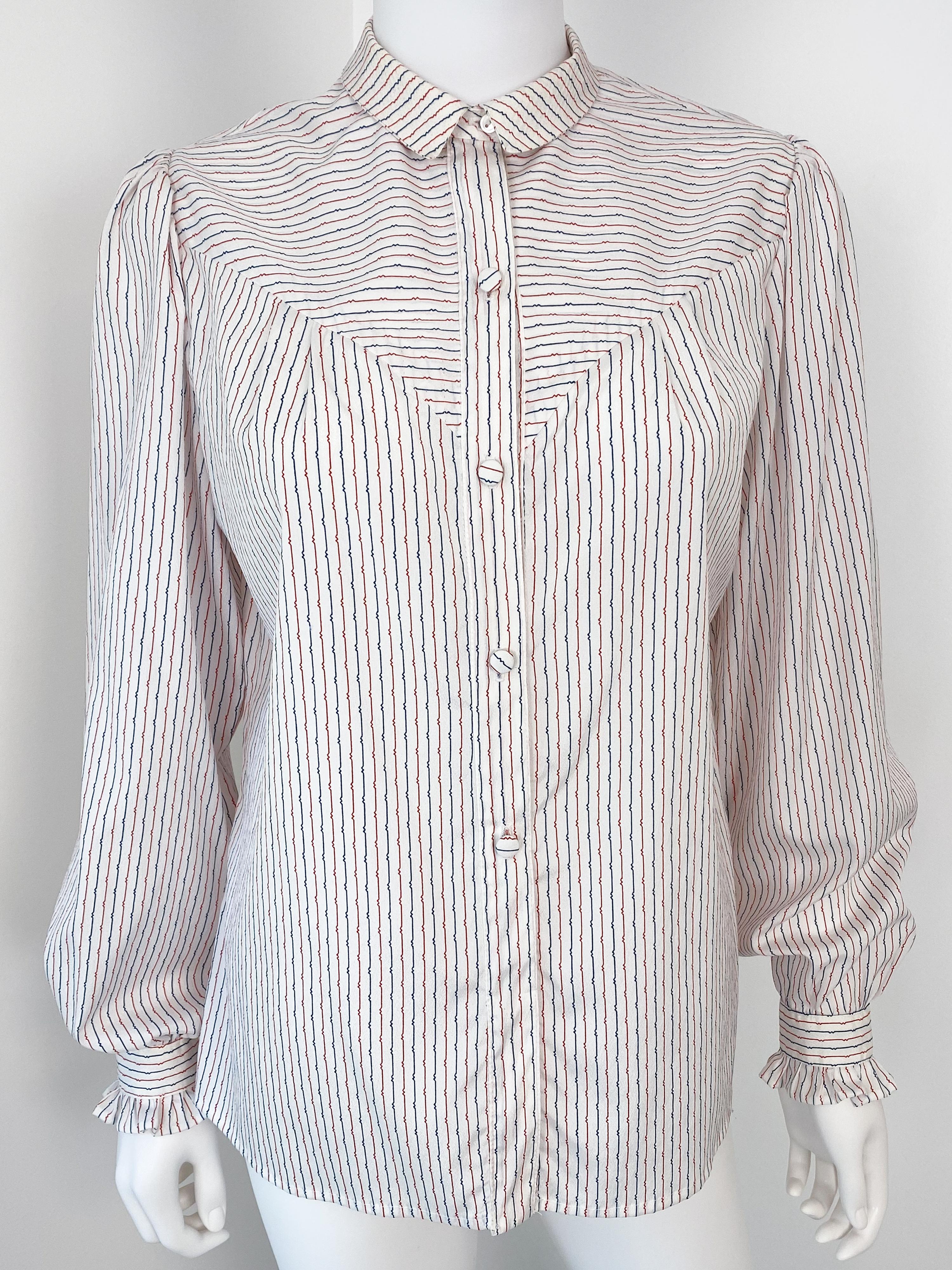 Silky Viscose Western Blouse Top Red and Blue Stripes Size 10/12, 1980s (Grau) im Angebot