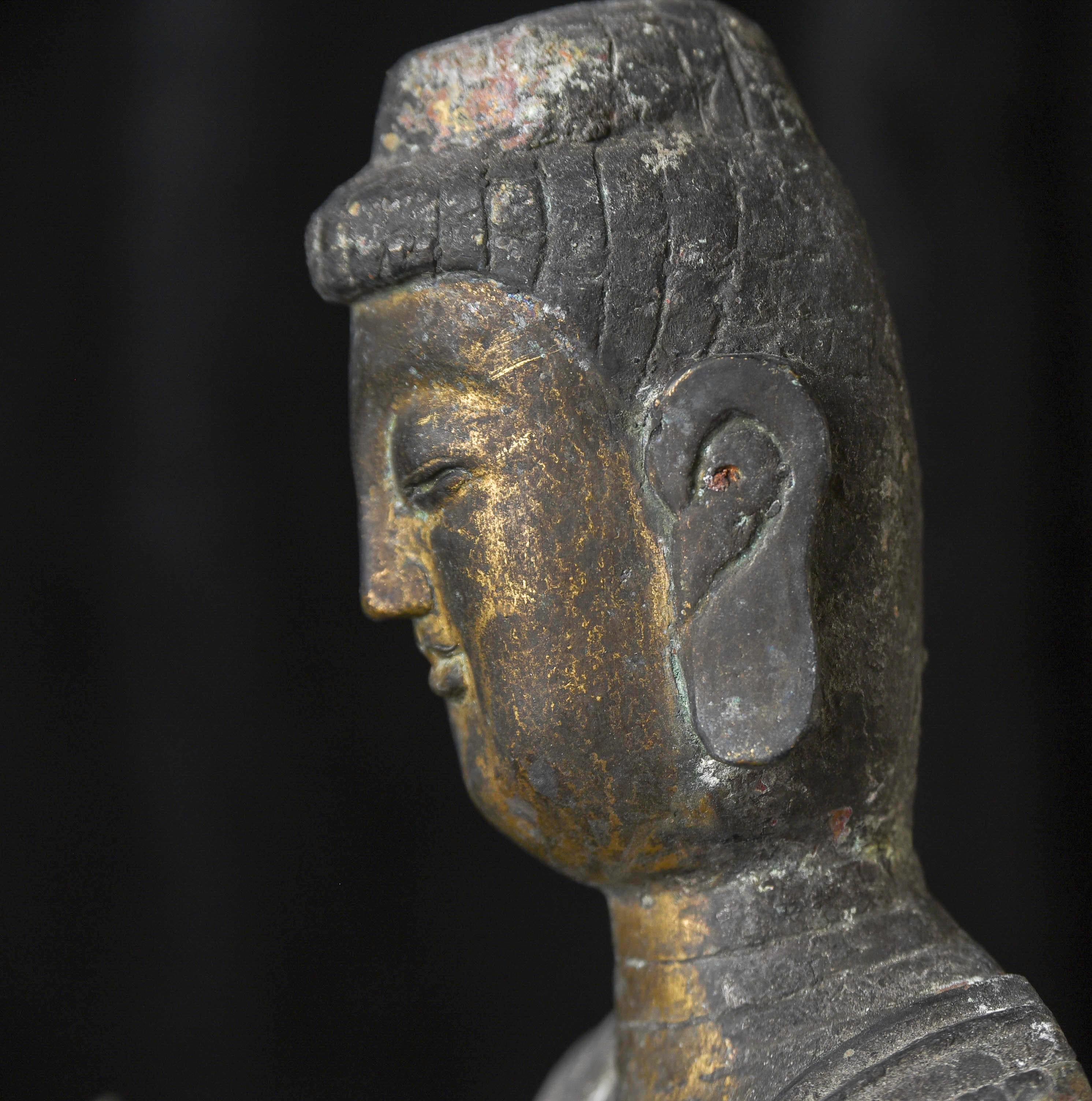  Korean Bronze Buddha- Large and very special early Buddha. Good Age For Sale 11