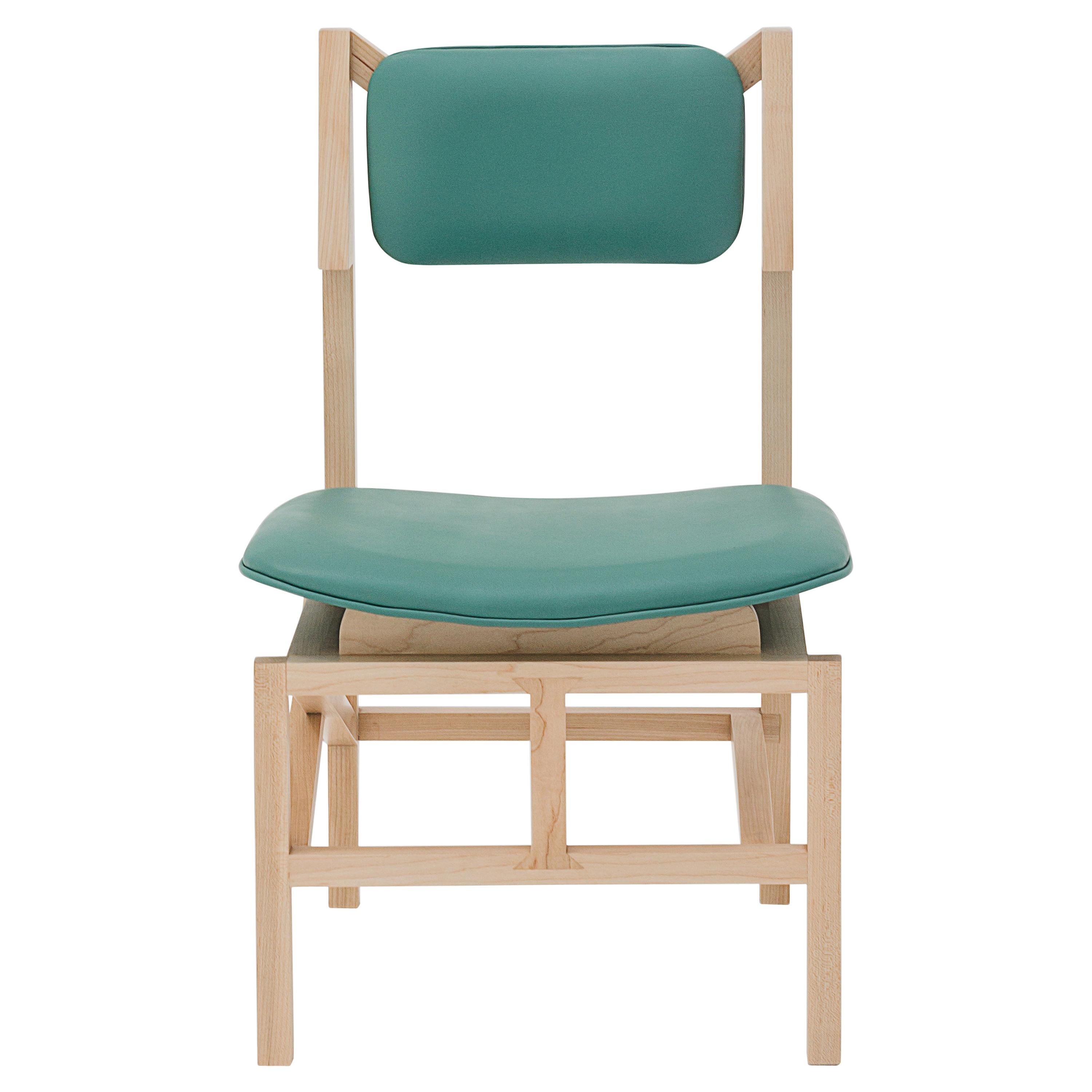 Silla México Maple Dining Chair with Green Leather Upholstered Seats
