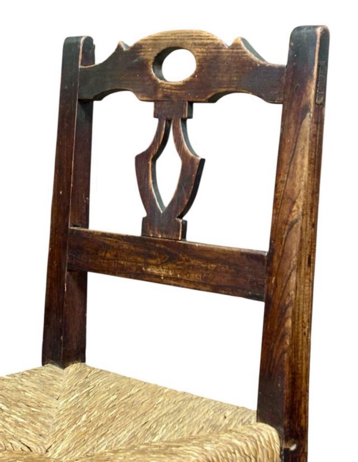 Silla rústica española For Sale 1