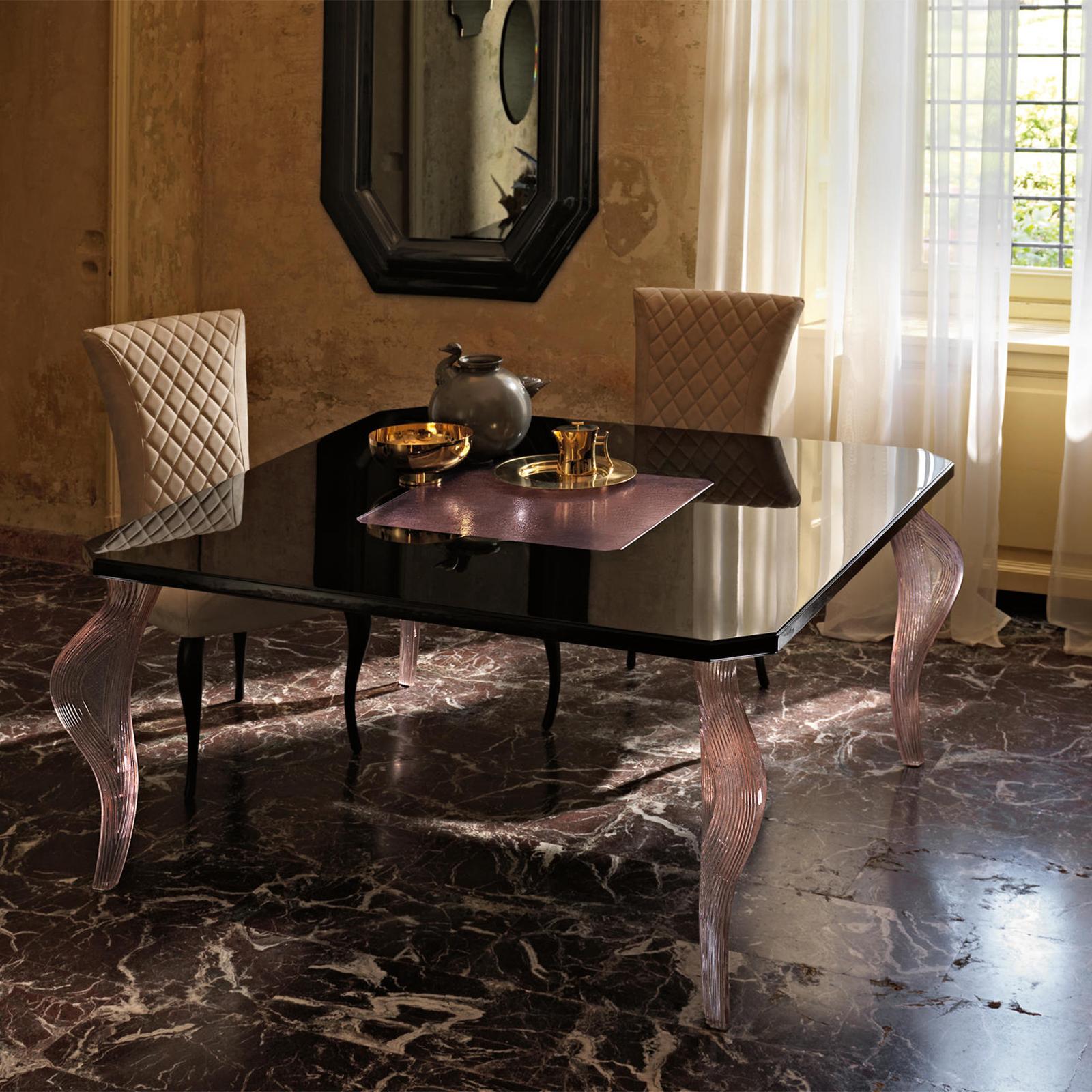 Sillage Rose Square Table 1