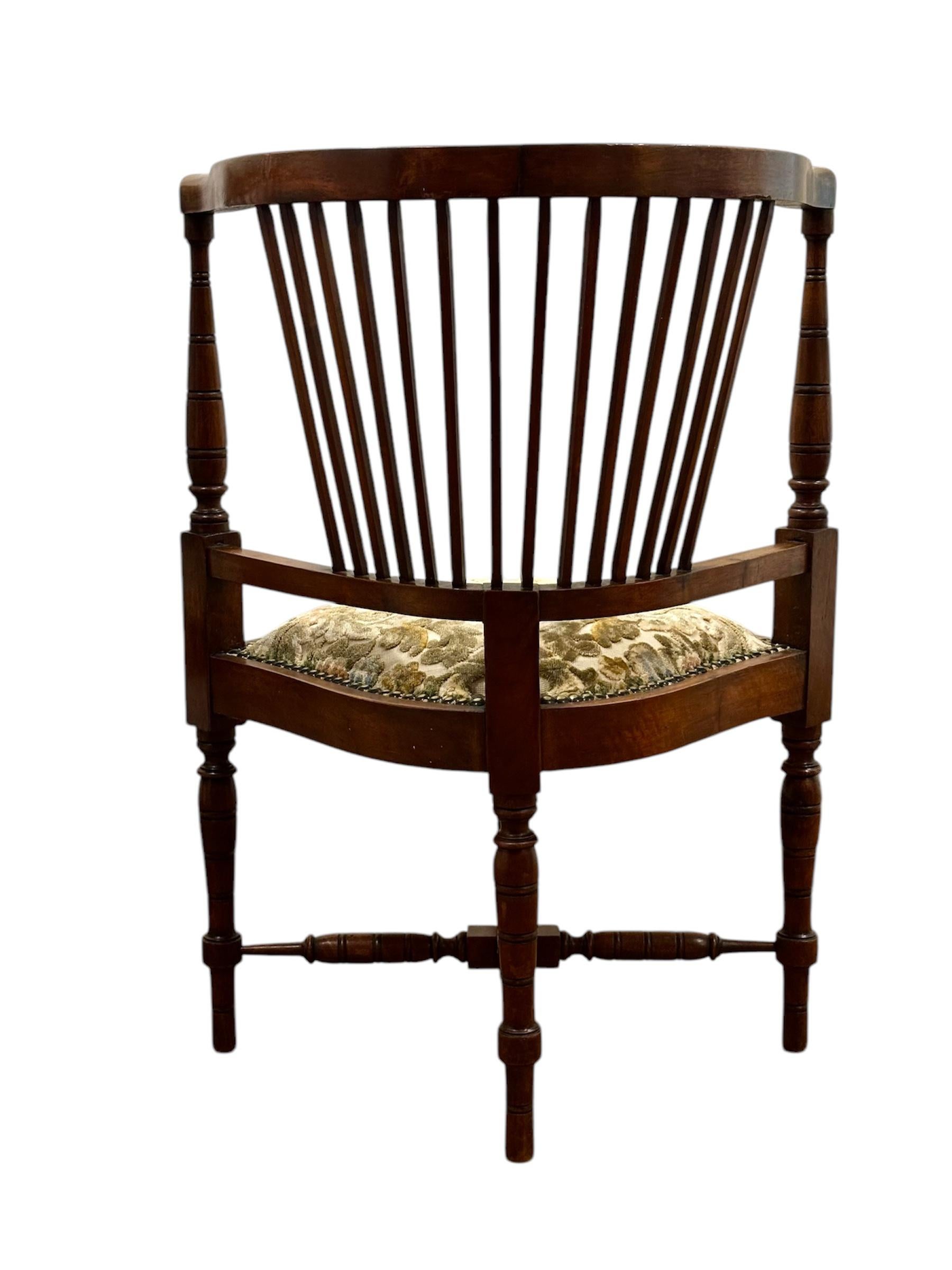 Bois Sillas esquineras victorianas en vente