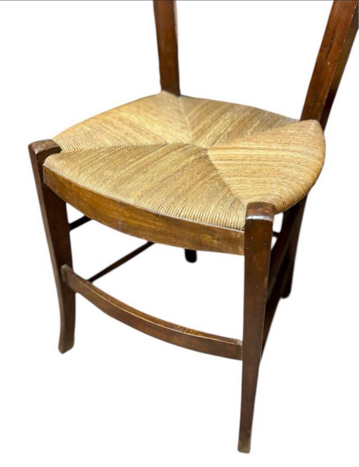 French Provincial Sillas rústicas francesas For Sale