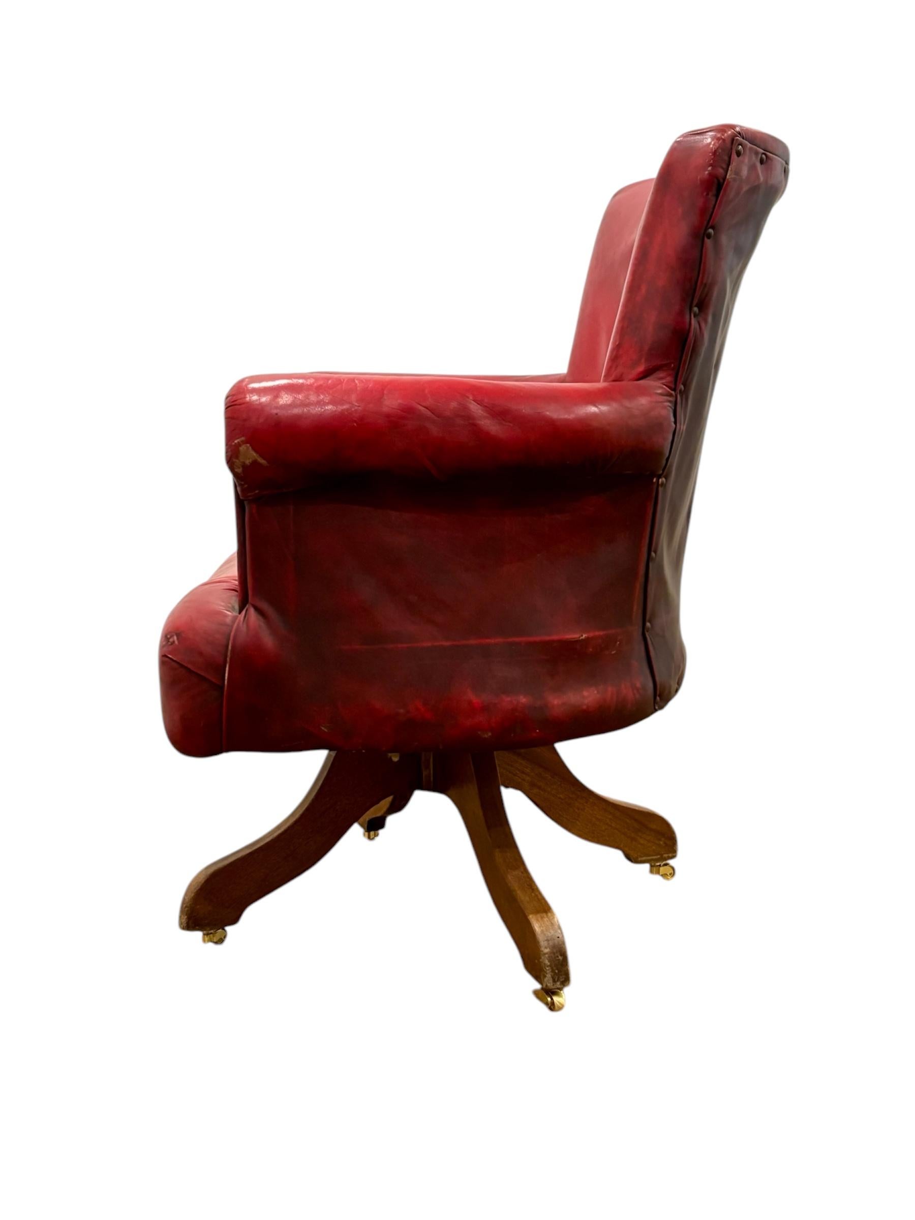 Pelle Sillón Club inglés giratorio in vendita