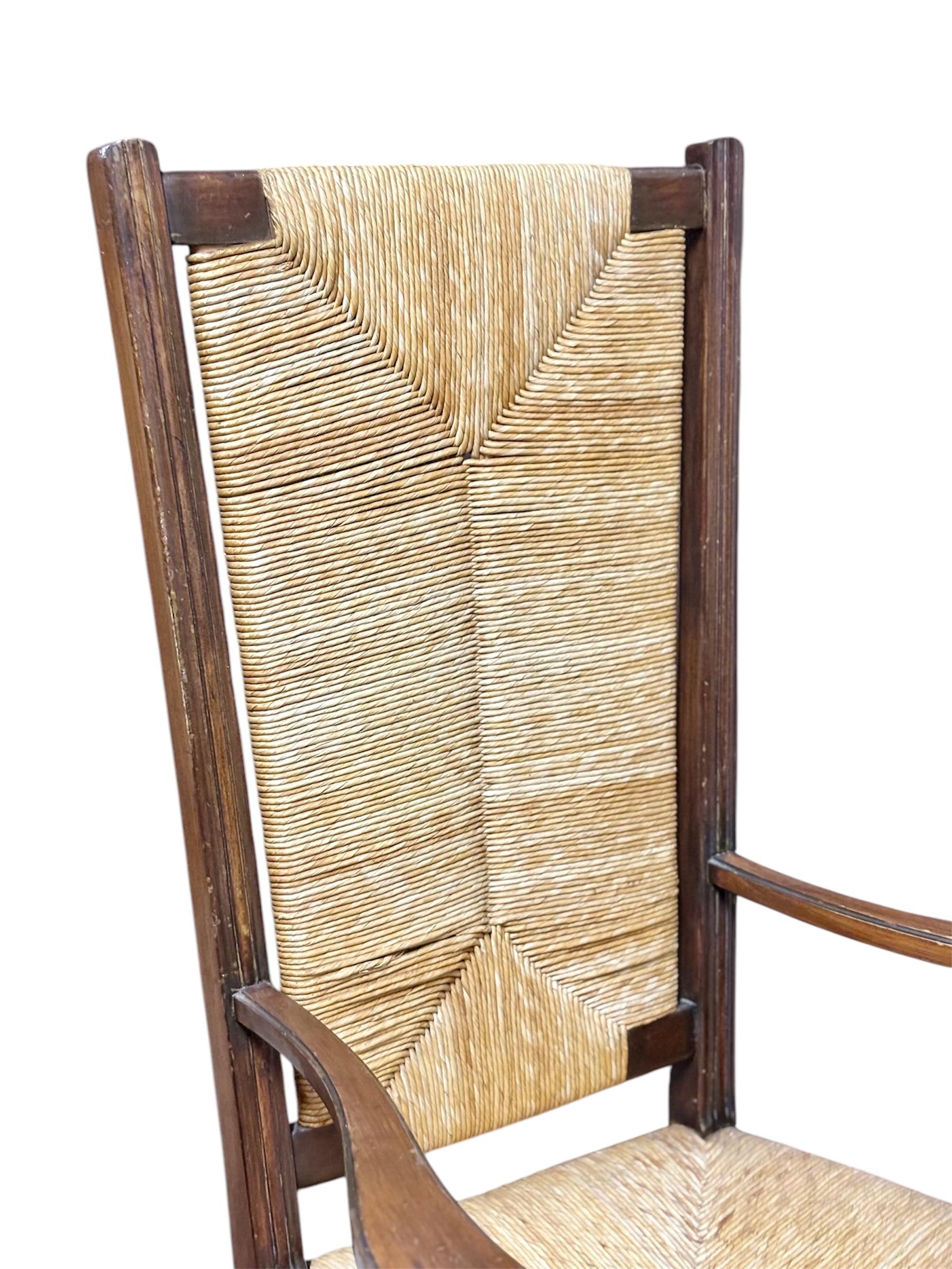 Sillón estilo Reina Ana realizado en cuerda de enea entretejida y madera de Haya en venta 3