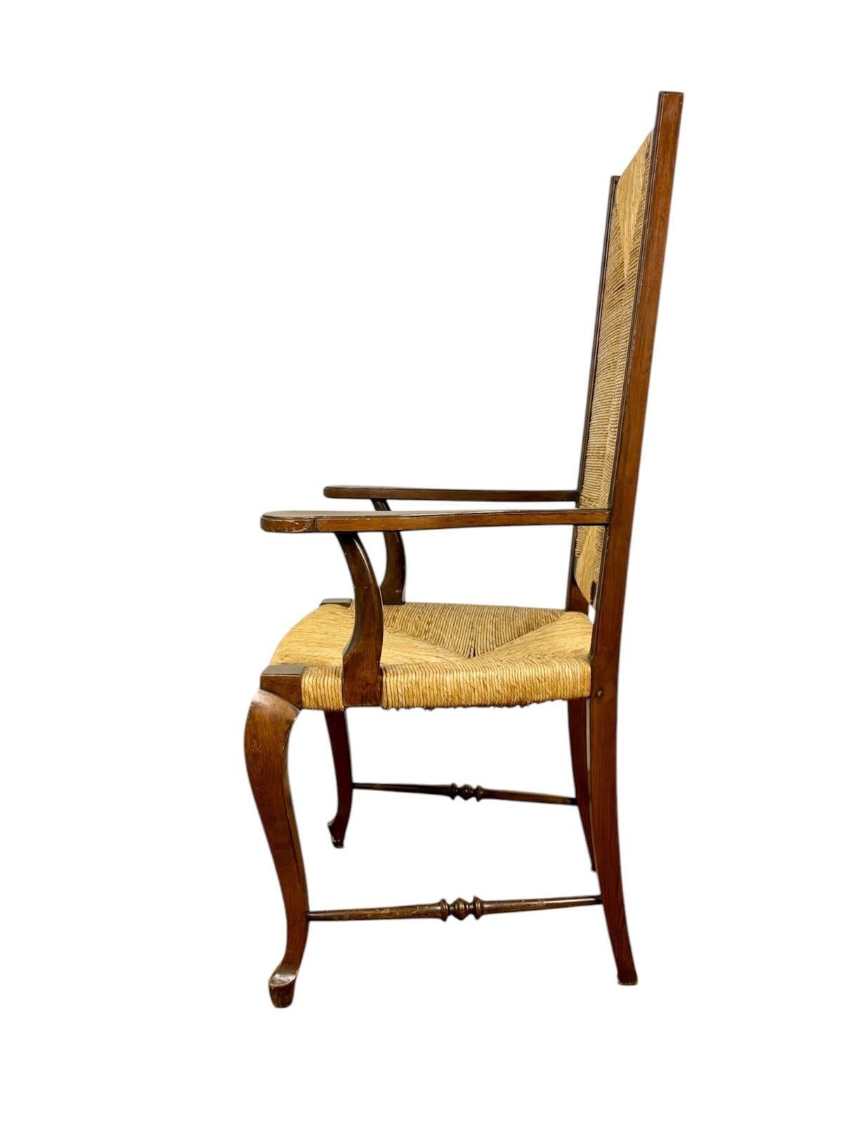 Sillón estilo Reina Ana realizado en cuerda de enea entretejida y madera de Haya en Bueno estado para la venta en VALÈNCIA, ES