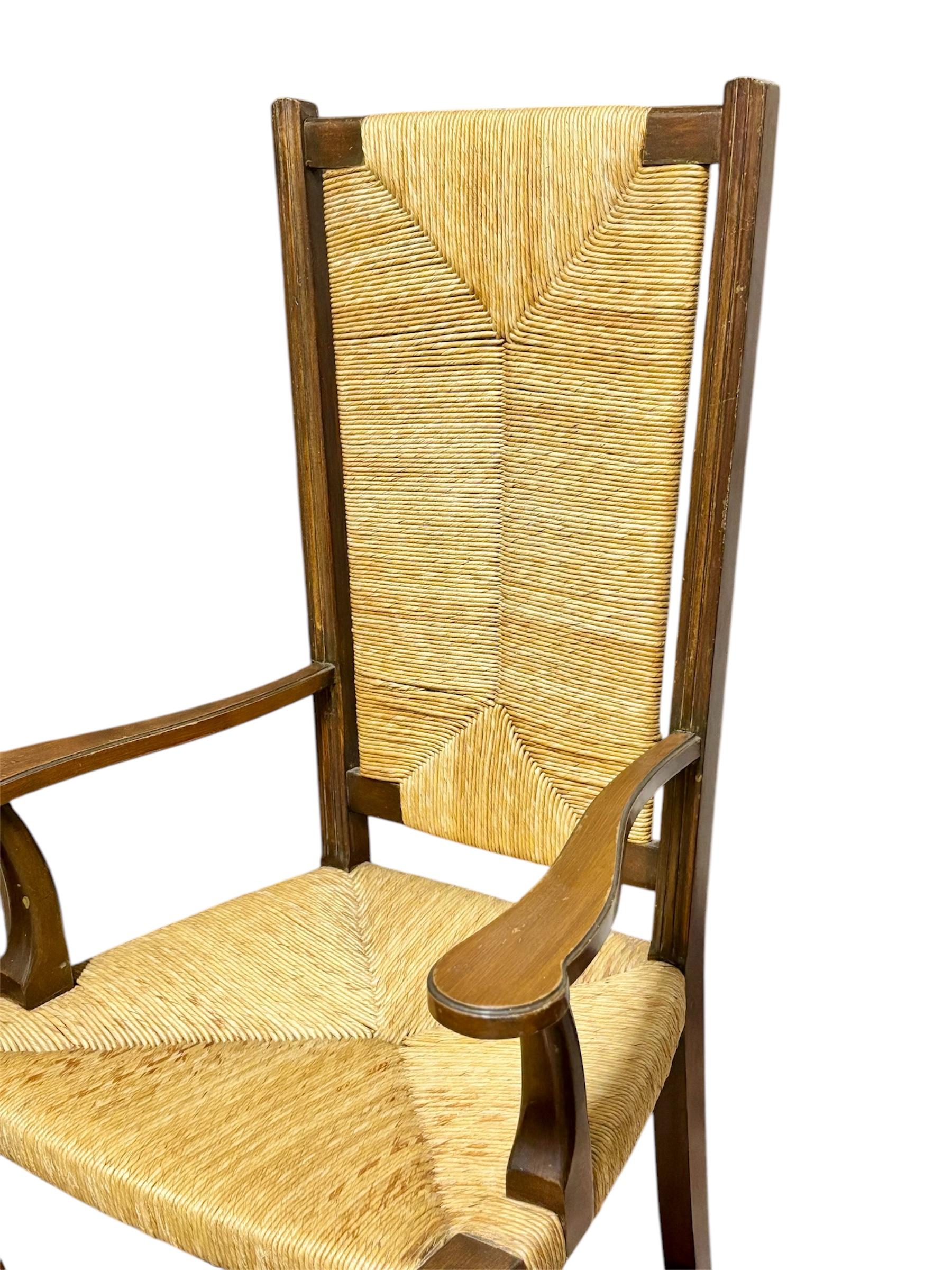 Sillón estilo Reina Ana realizado en cuerda de enea entretejida y madera de Haya en venta 1