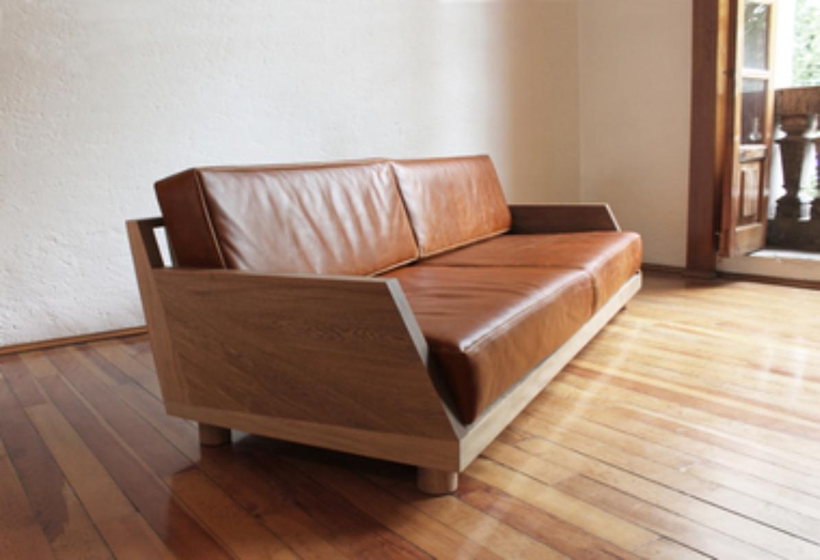 Modern Sillón Paz Couch by Maria Beckmann, Represented by Tuleste Factory For Sale