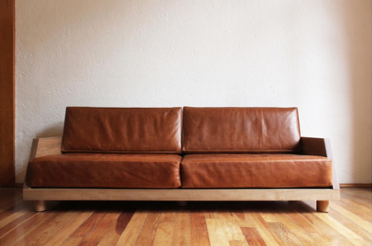 Contemporary Sillón Paz Couch by Maria Beckmann, Represented by Tuleste Factory