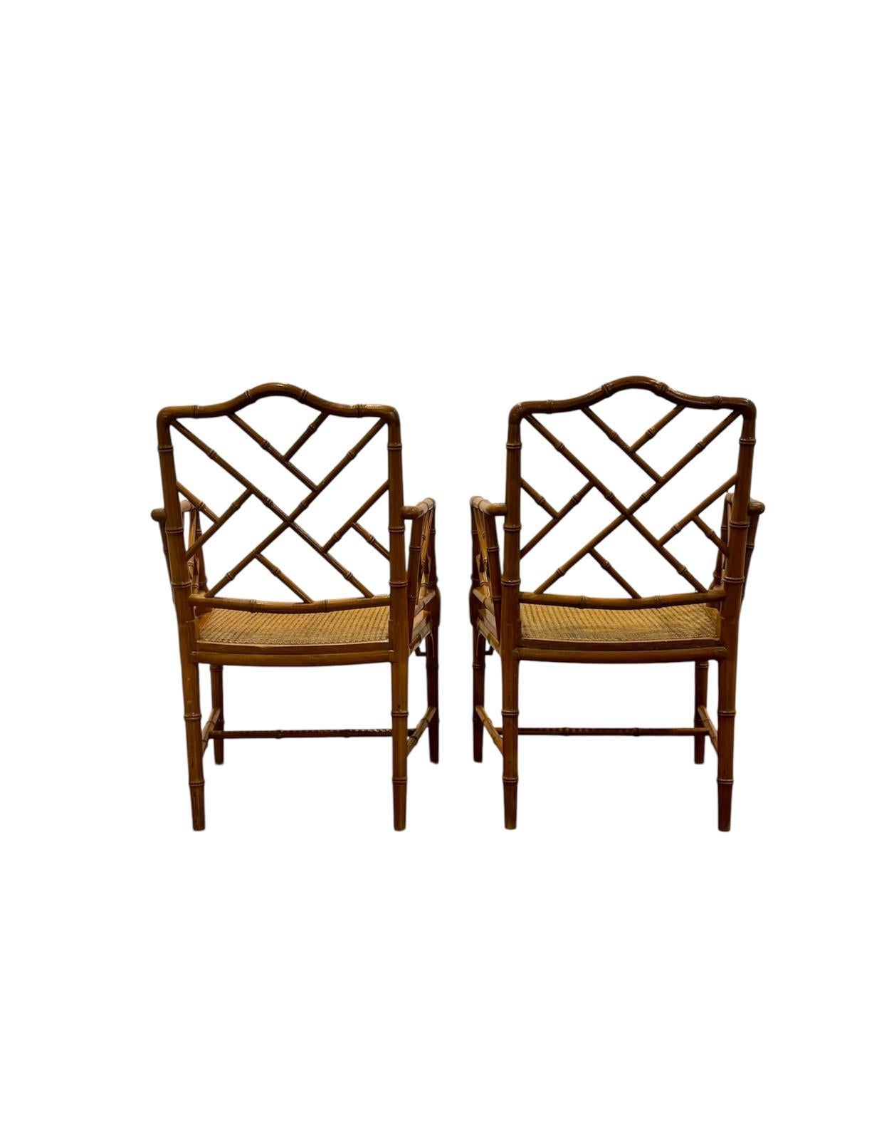 Sillones ingleses Chippendale de falso bambú Chippendale chino en venta