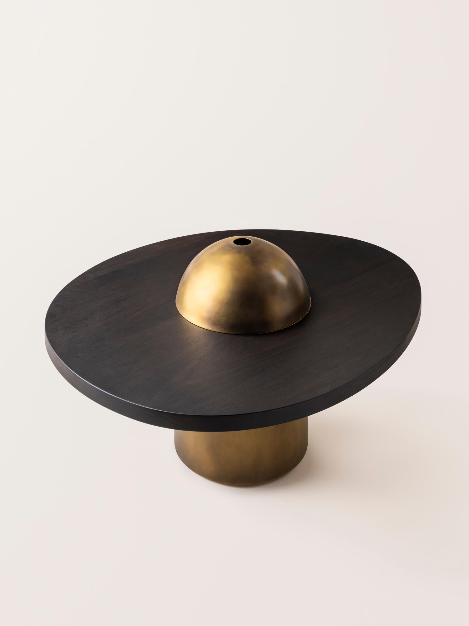 Konekt Silo Coffee Table Small - Ebonized Walnut and Antique Brass en vente 6