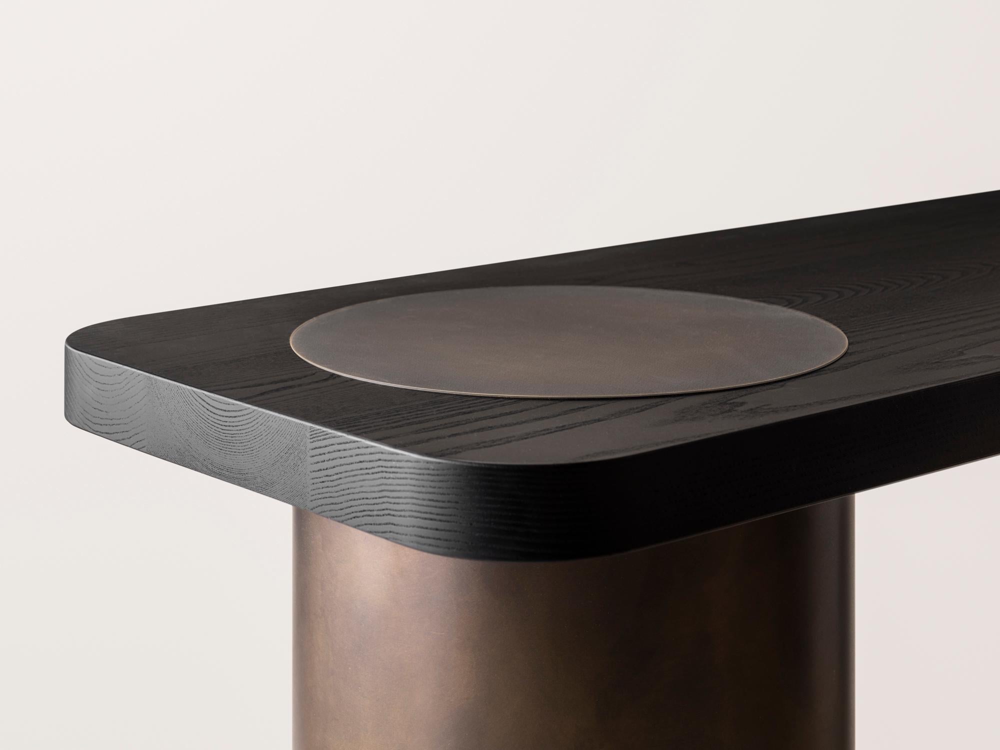 Konekt Silo Console Table - Blackened Ash and Oil-Rubbed Bronze In New Condition For Sale In New York, NY