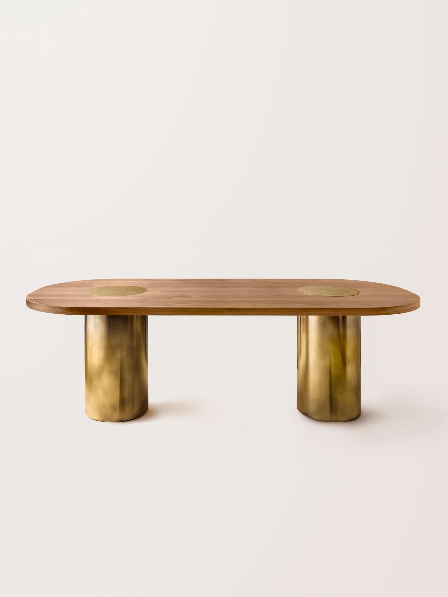 XXIe siècle et contemporain Konekt Silo Dining Table - Ebonized Walnut and Burnished Brass en vente
