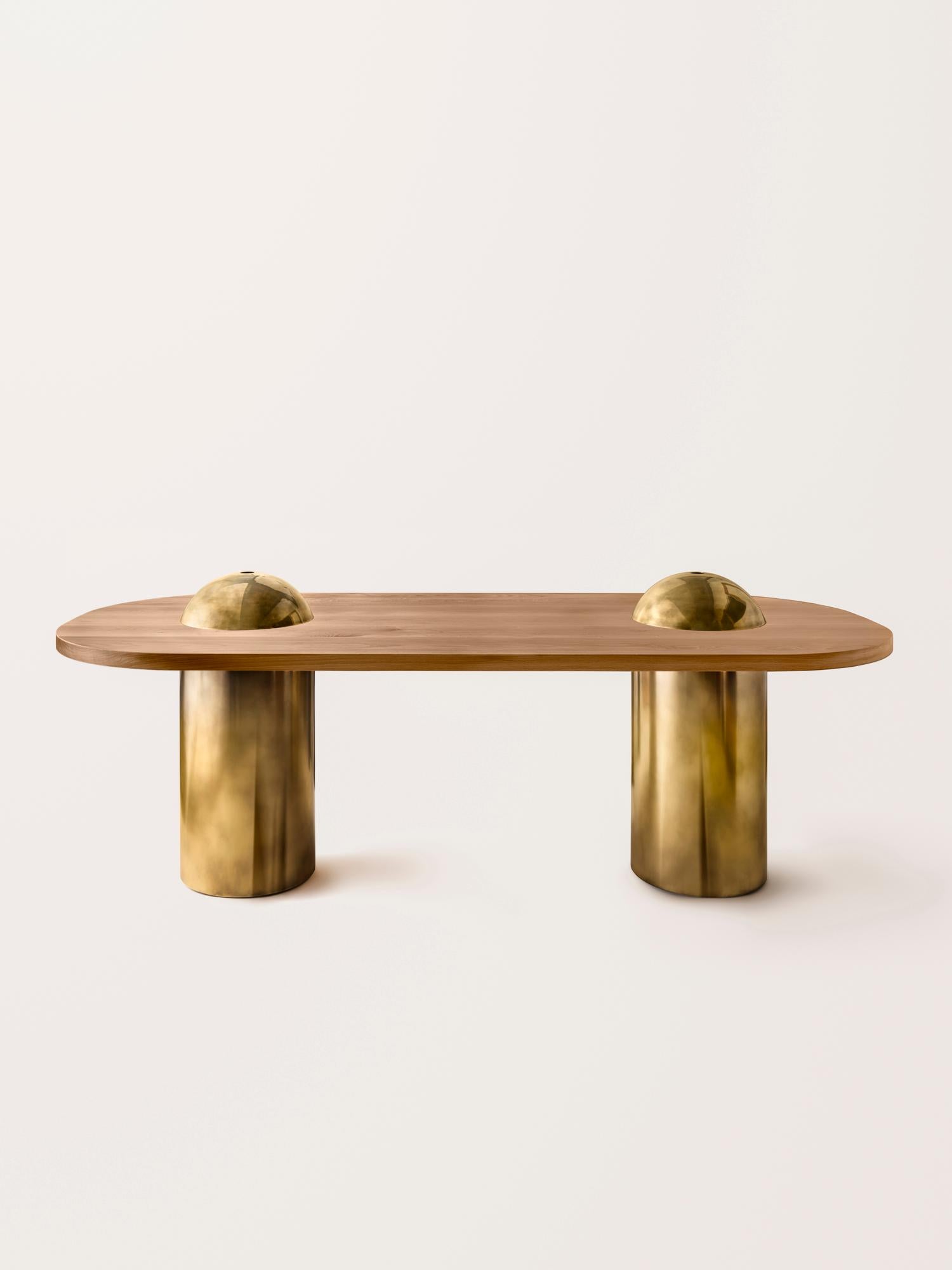 Silo Dining Table - Natural Oak and Burnished Brass For Sale 2
