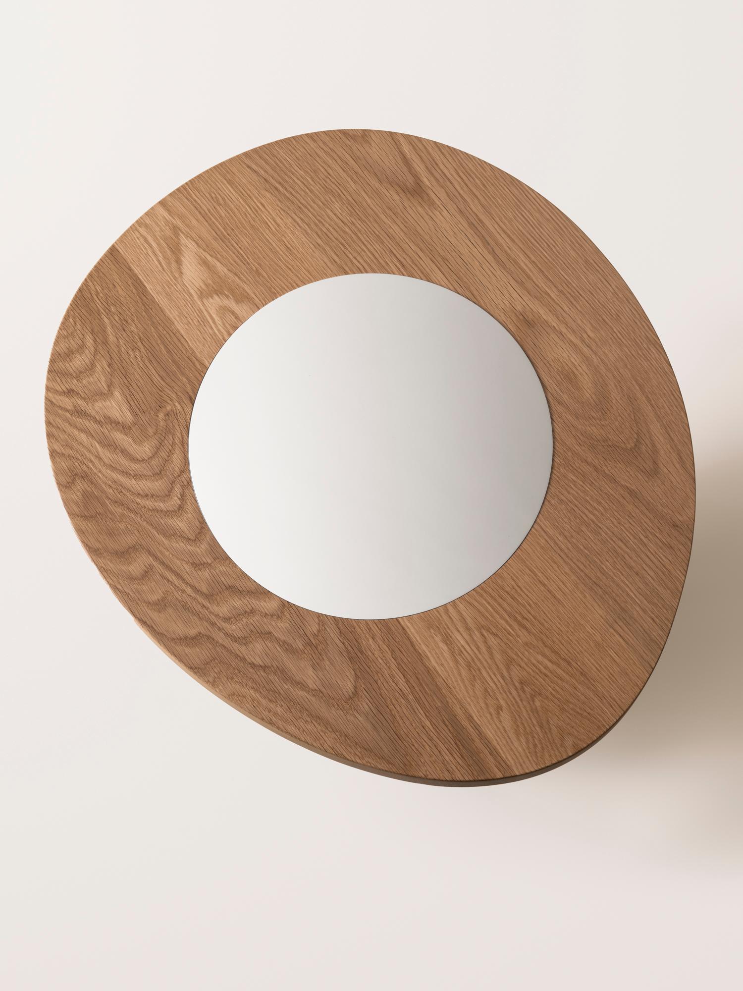 XXIe siècle et contemporain Konekt Silo Side Table Large - Oak and Polished Stainless Steel en vente