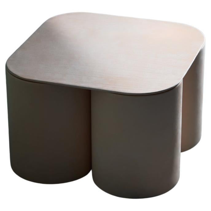 Oggetti nuovi e personalizzabili nella categoria Side Tables