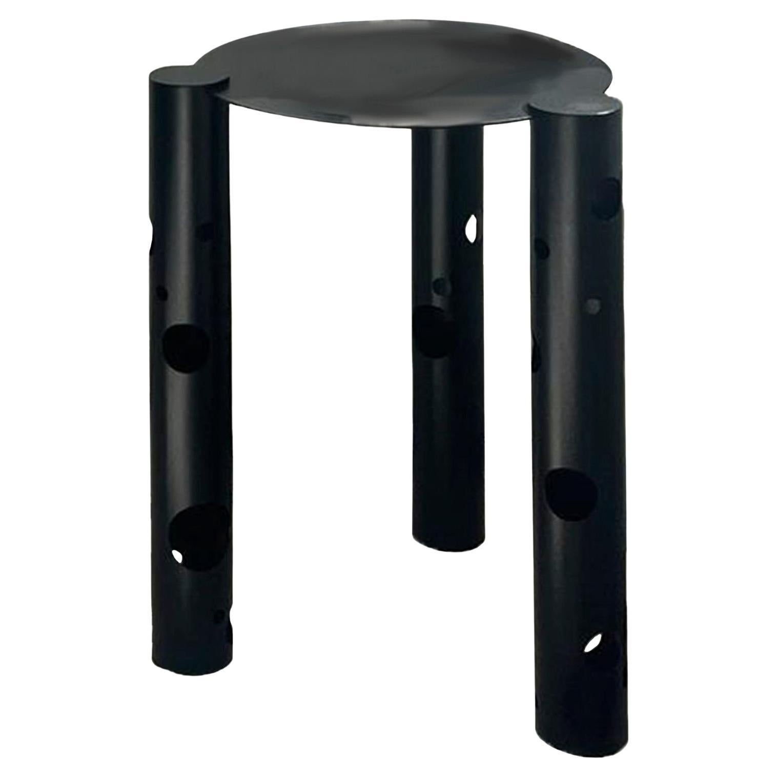 Silös Beistelltisch aus Metall von Spinzi, zeitgenössisches und italienisches Sammlerstück Design