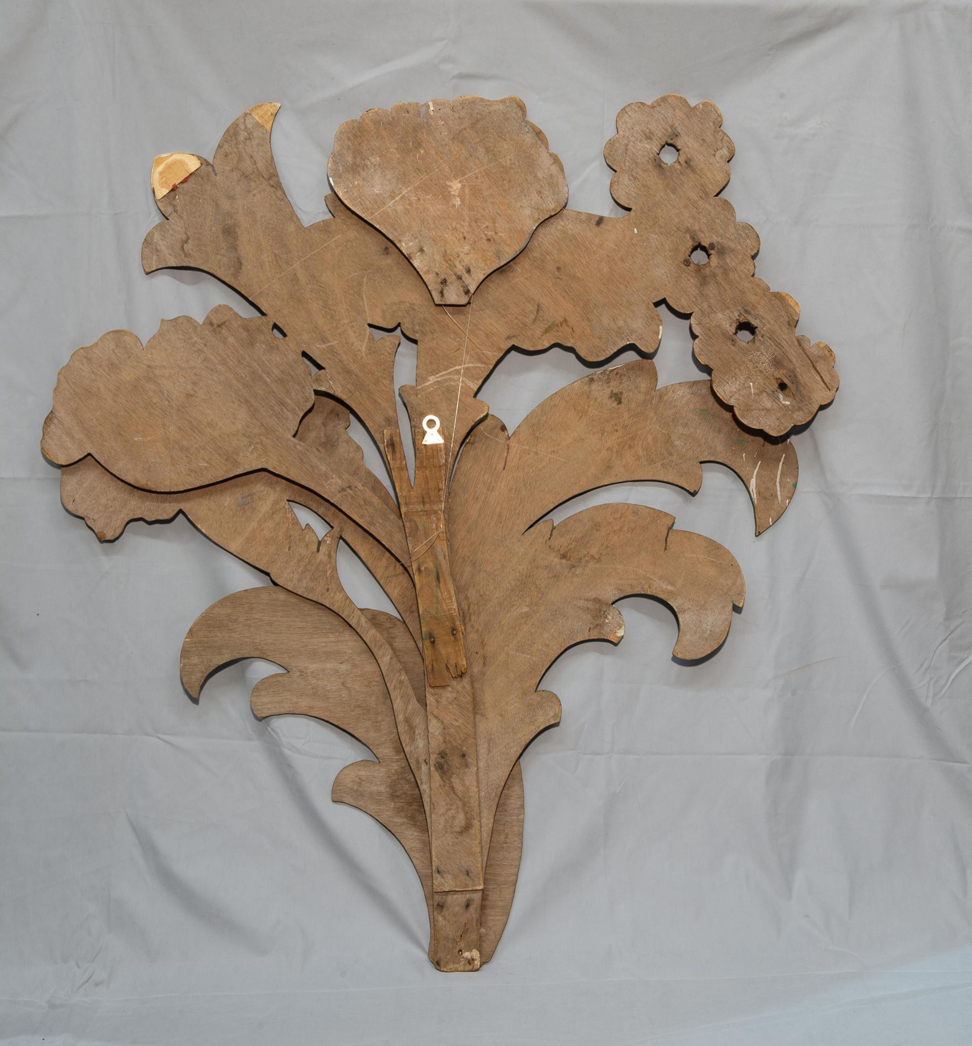 20th Century Plywood Shape of Vases with Flowers - Movie Theater - For Sale