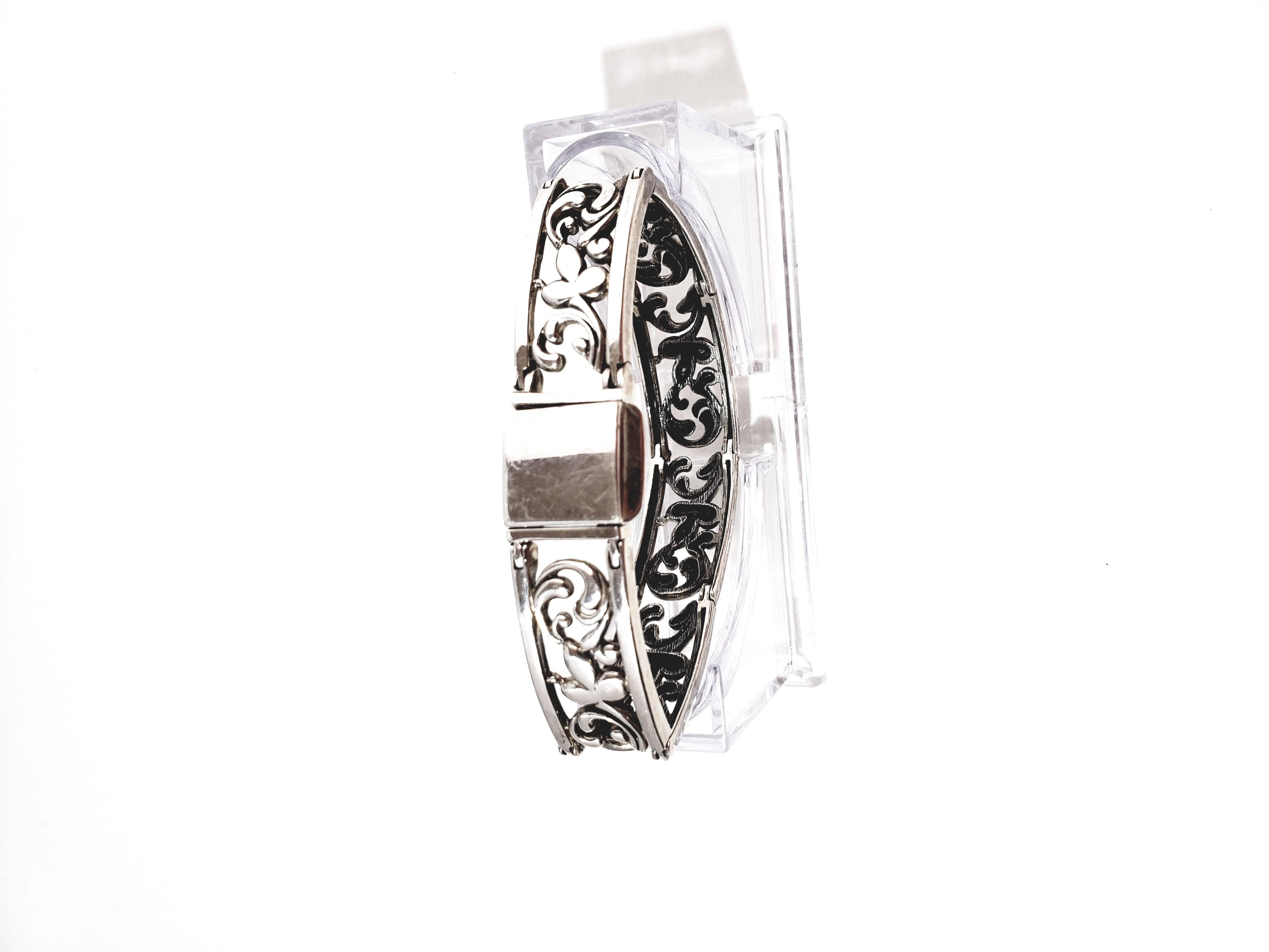 justified horseshoe ring