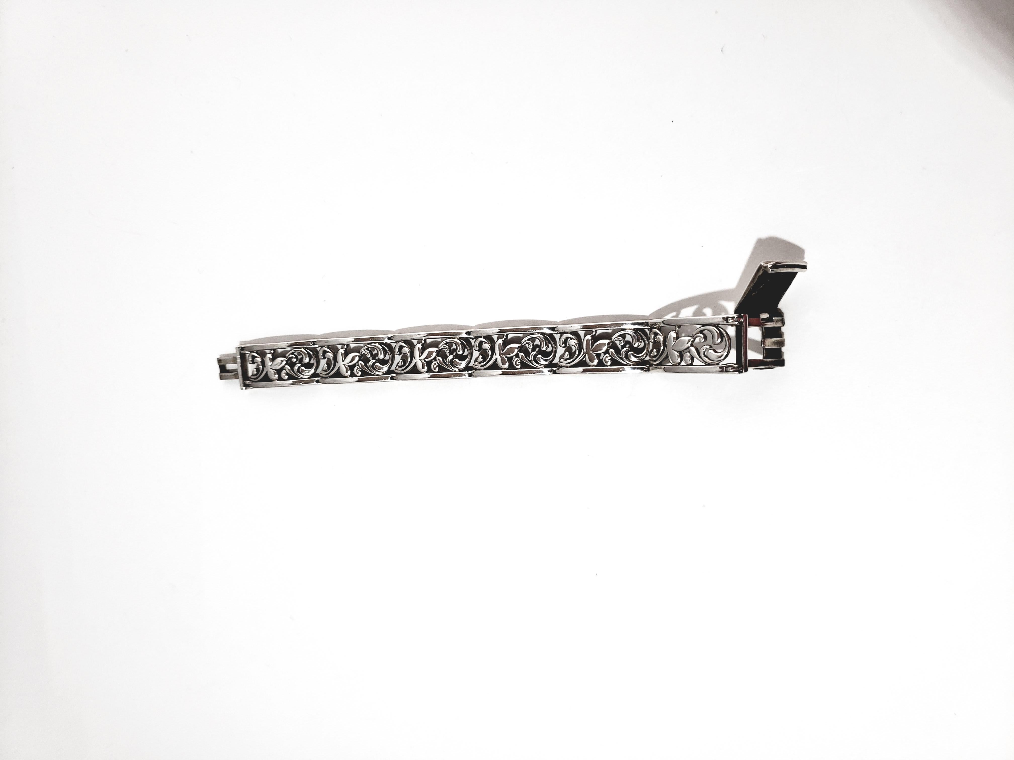 Silpada Floral Vine Filigree Link Bracelet In Good Condition In Washington Depot, CT