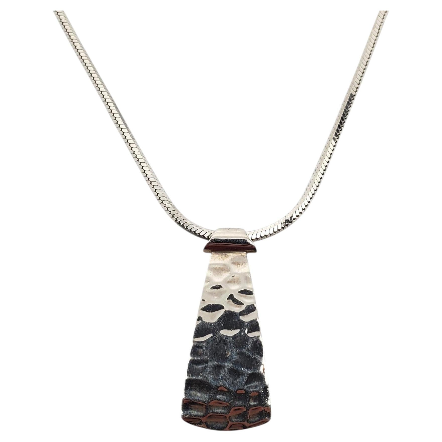 Collana con ciondolo martellato in argento sterling Silpada n. 24704