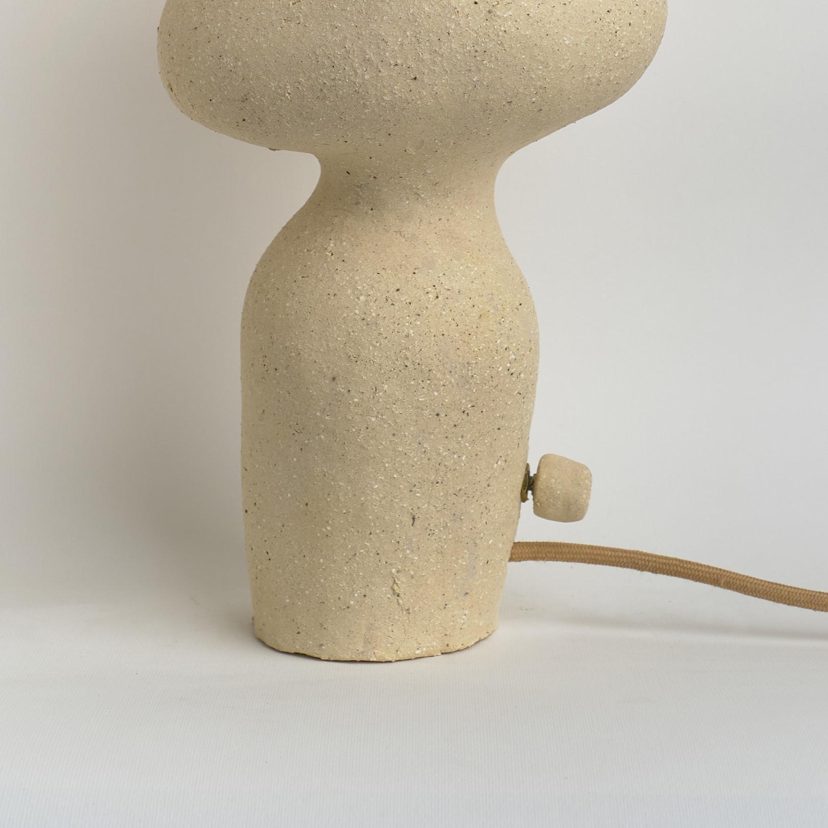 Ceramic Silueta II Table Lamp by Camila Apaez For Sale