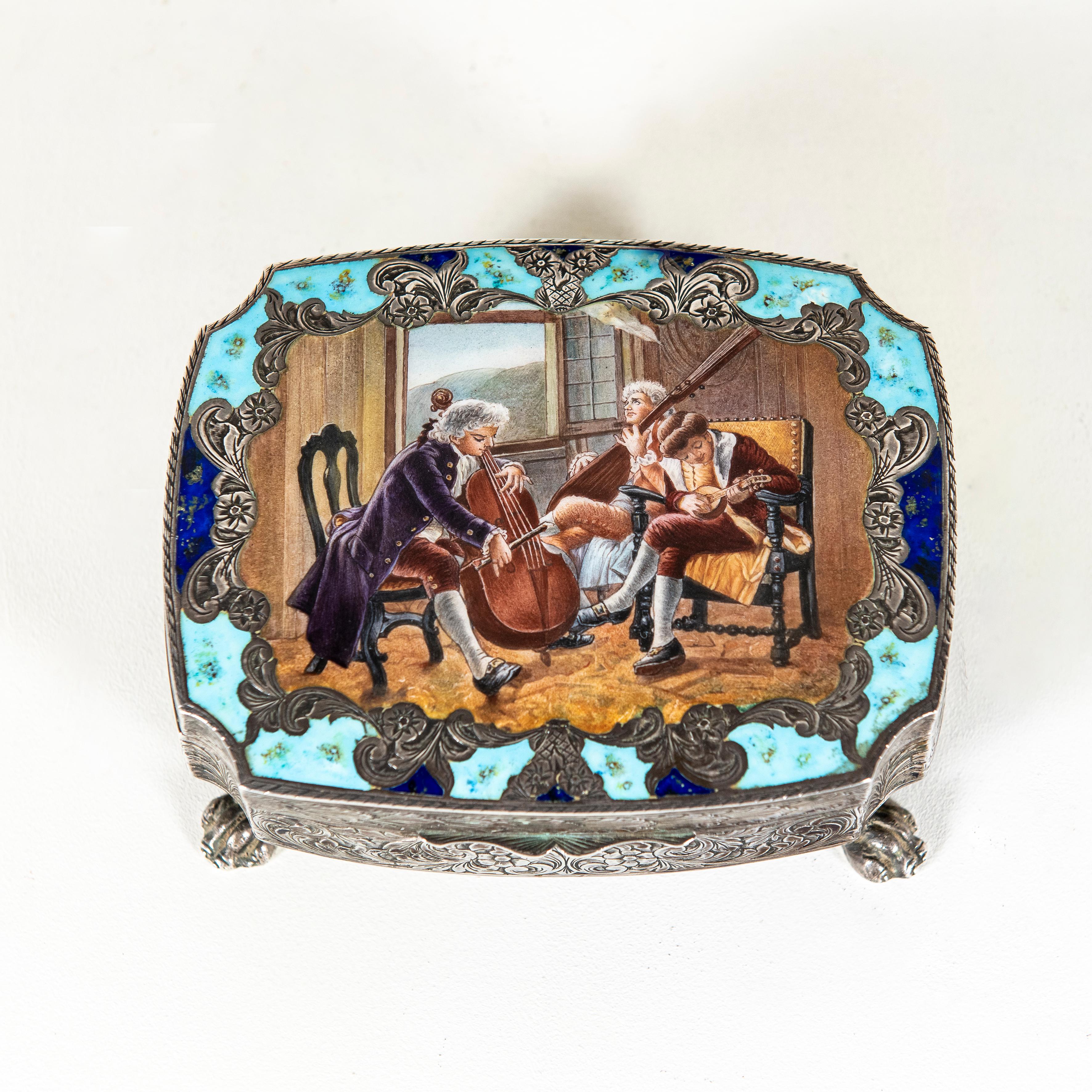 Silver 800 and enamel music box signed Fallaci Firenze. Italy, circa 1930.
Marked silver 800.
Machine signed 
